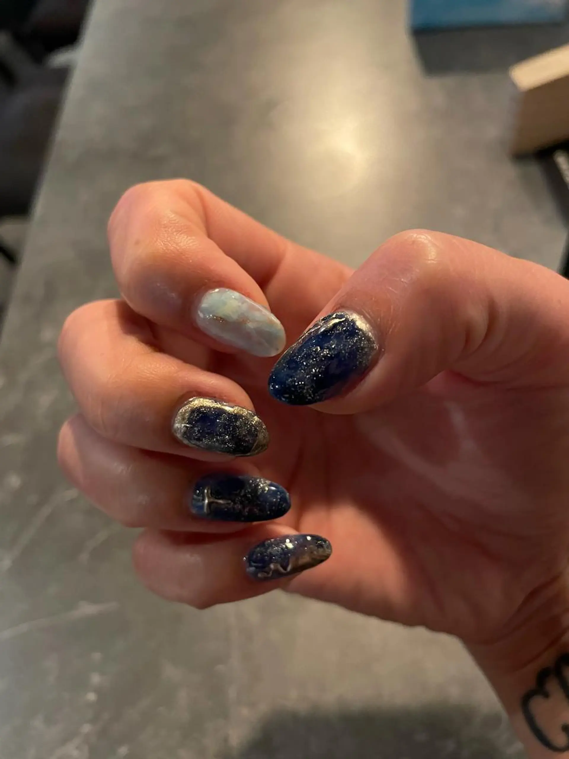 ネイル ハンドネイル CRAZY NAILのネイルデザイン