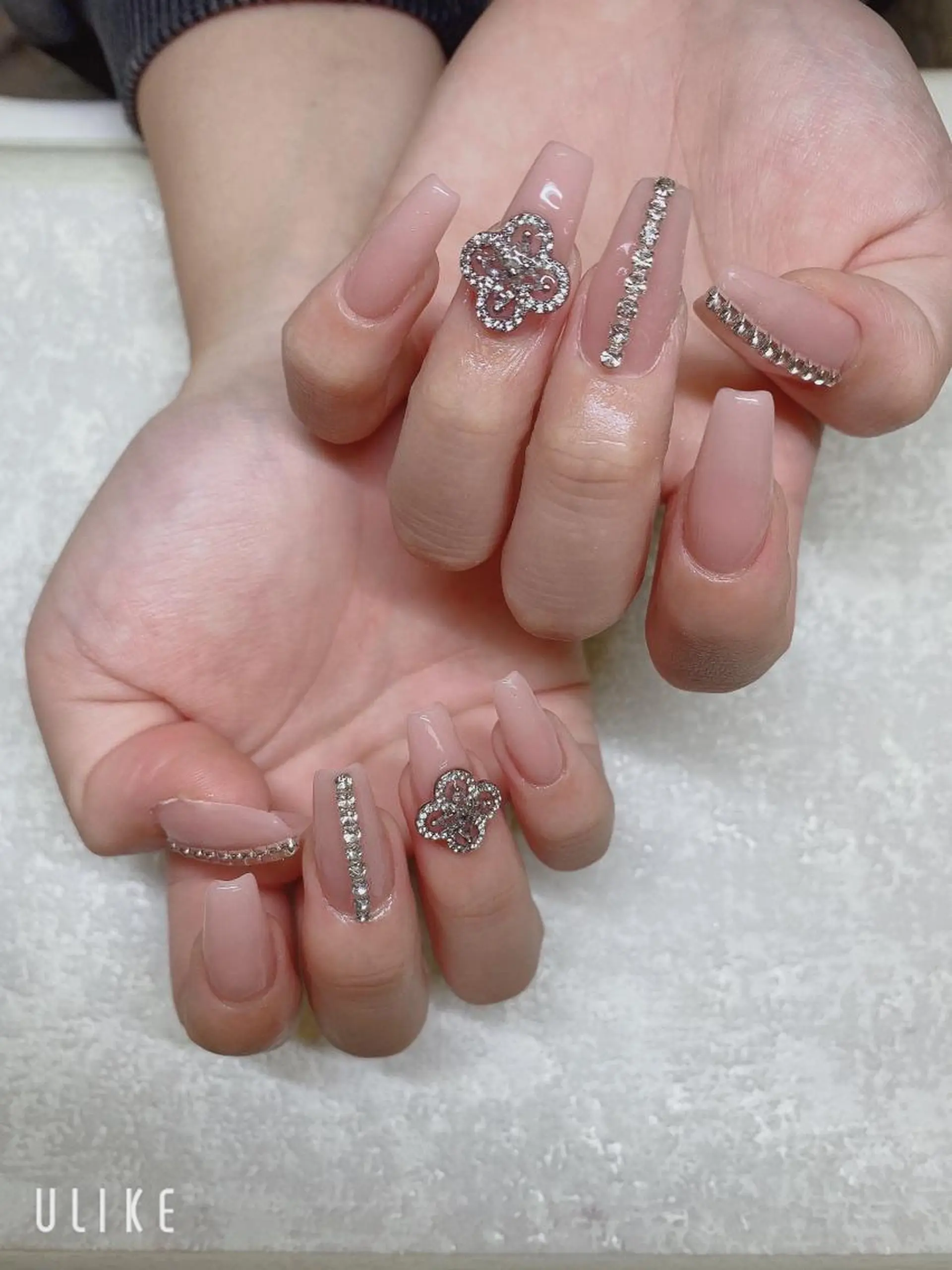 ミディアム ハンドネイル JNA認定講師🌸 RIEのネイルデザイン