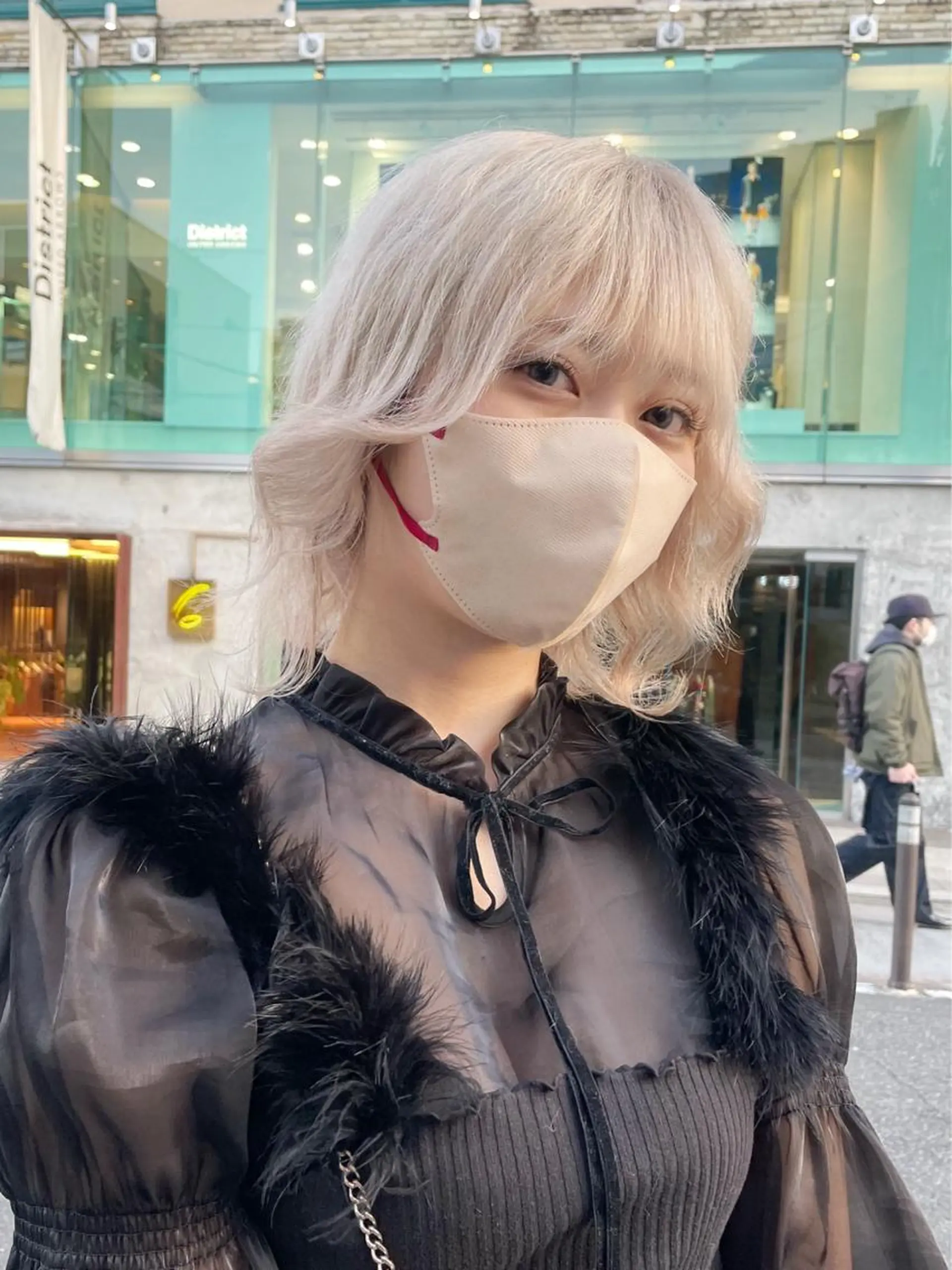 ショート カラー ヘアアレンジ ヘアカラー トリートメント ヘアセット 柔らかカラー/ レイヤーYUTO🧋のヘアスタイル