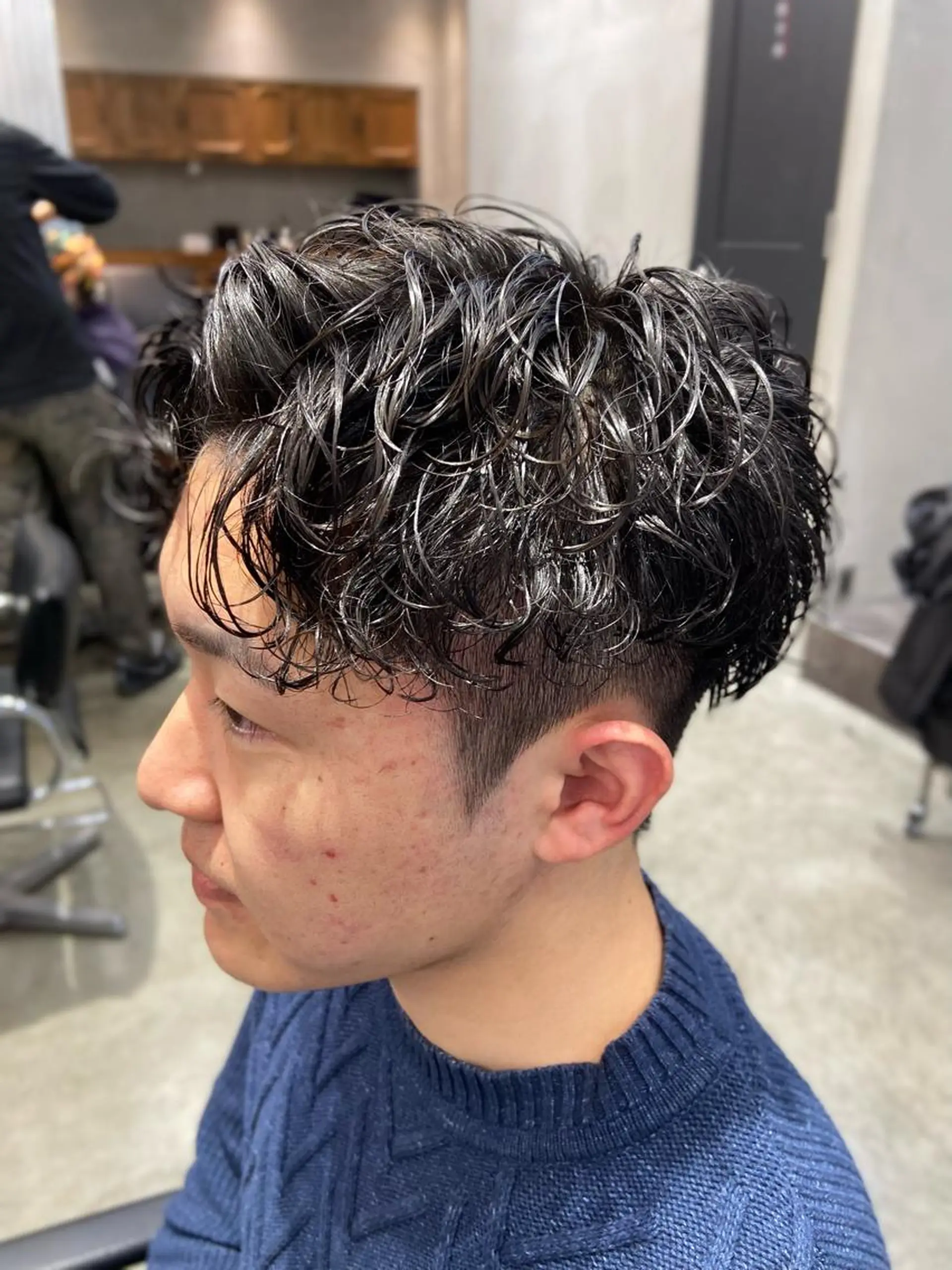 ミディアム パーマ メンズ カット パーマ FM【エフエム】HAVANA所属・💈圧倒的メンズ特化 明大前美容師💈のヘアスタイル