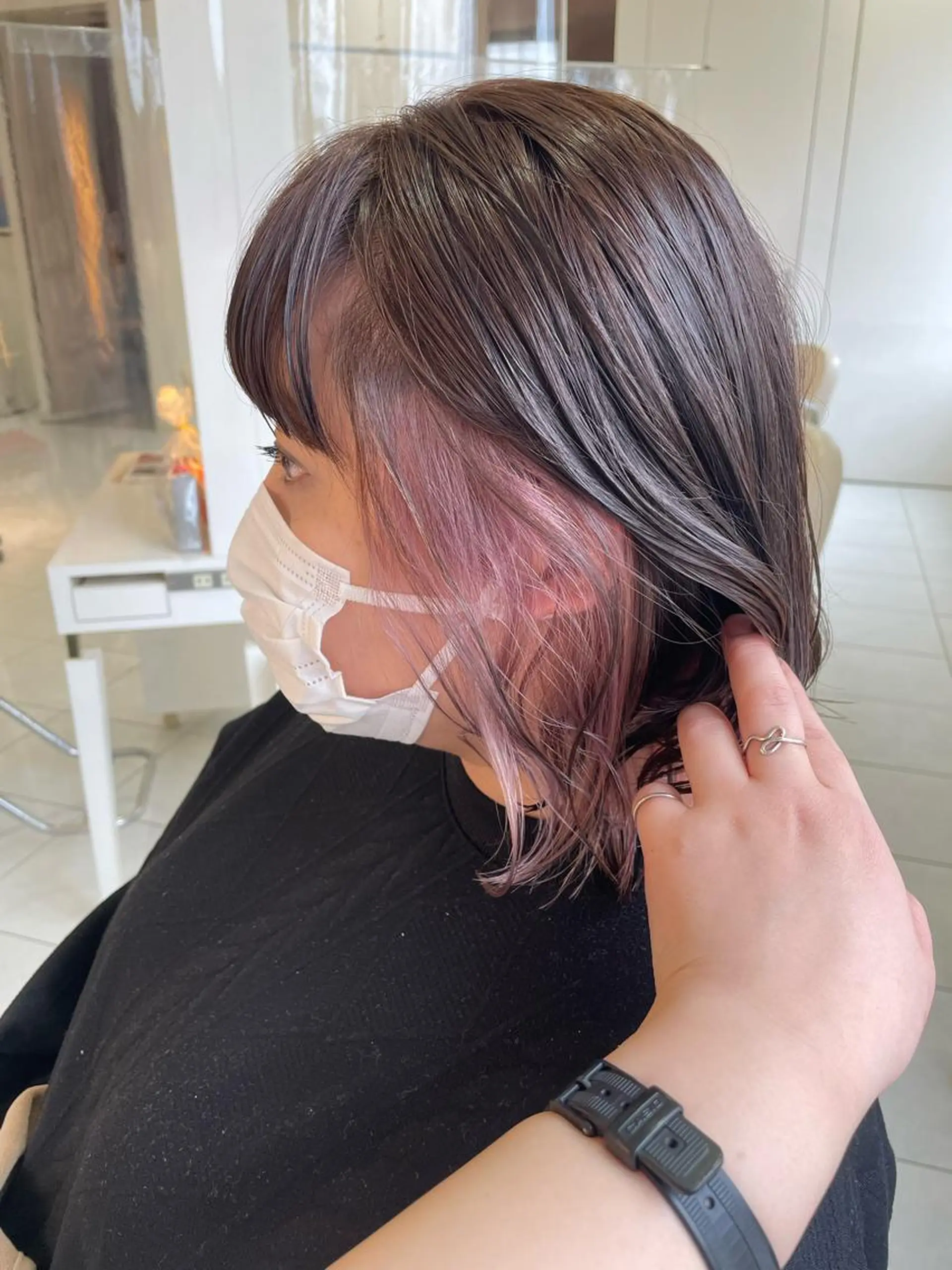 ショート カラー インナーカラー ピンクカラー mai .のヘアスタイル