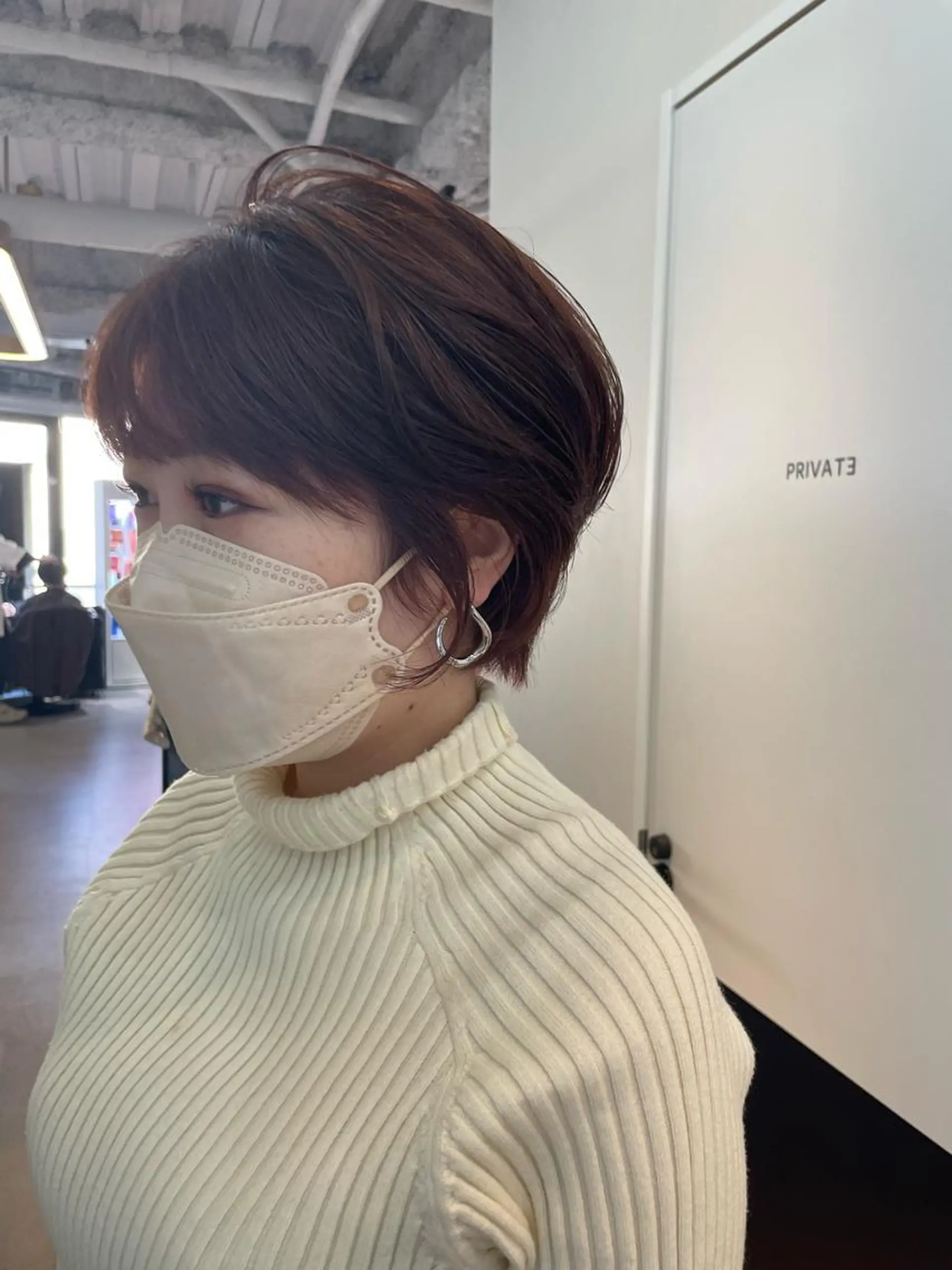 ショート カラー ショートヘア カット ヘアカラー トリートメント One By The Ect所属・ショート/脱白髪染め ☆宇﨑悠実のヘアスタイル