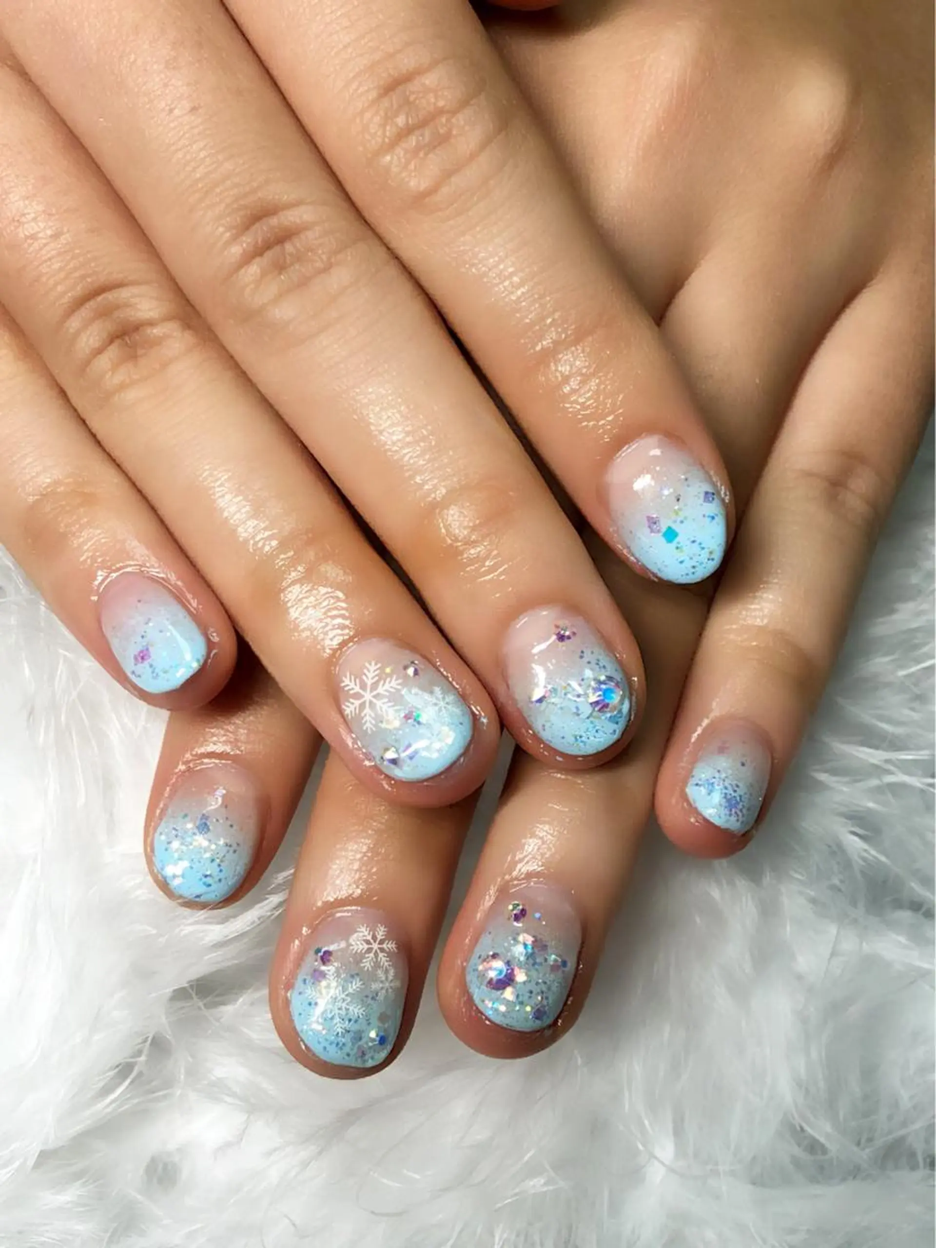 ネイル グラデーション ラメ(グリッター) 水色 ハンドネイル CITRAtotal beautyのネイルデザイン