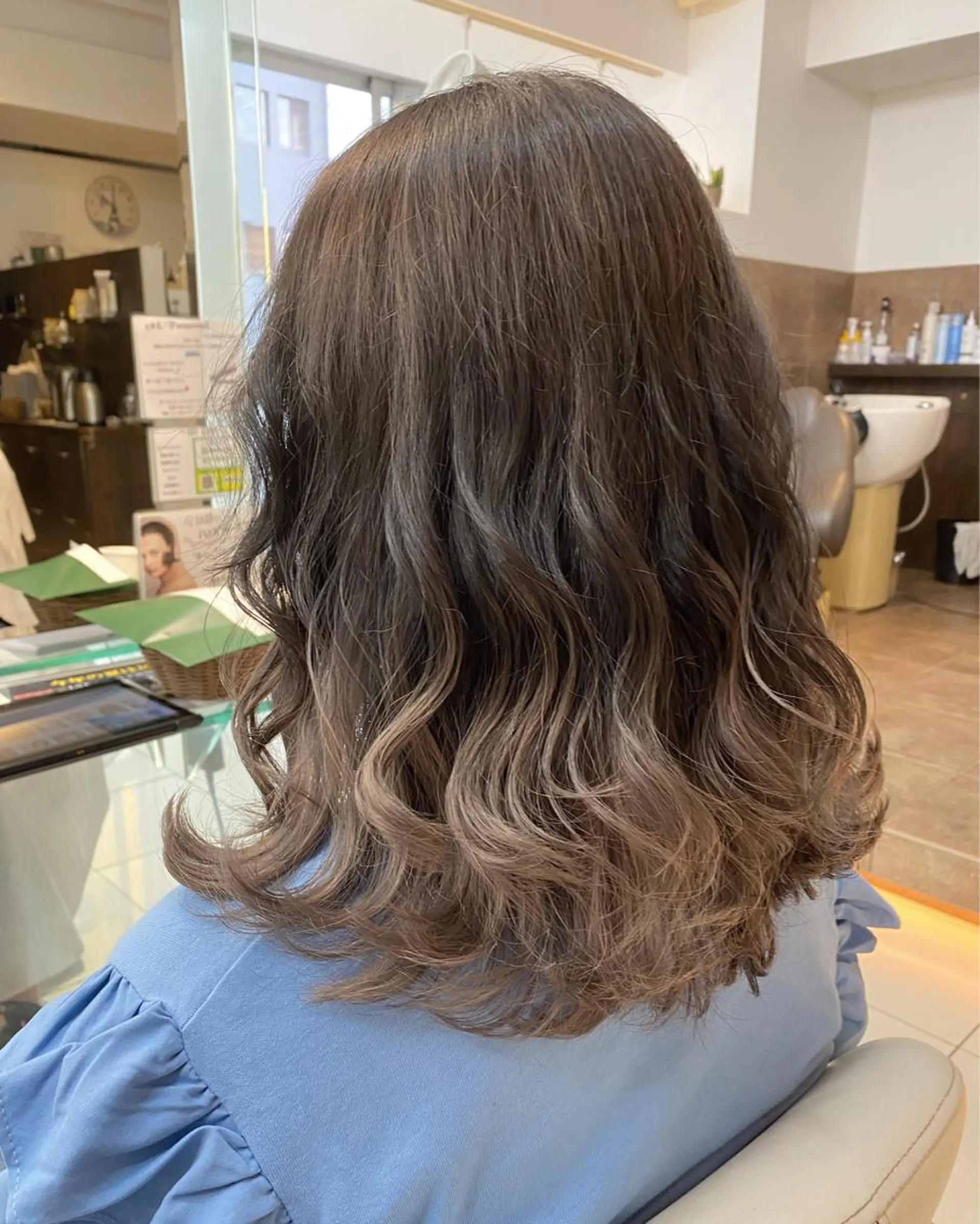 セミロング カラー アレンジ＆ショート 💙YUKINOのヘアスタイル