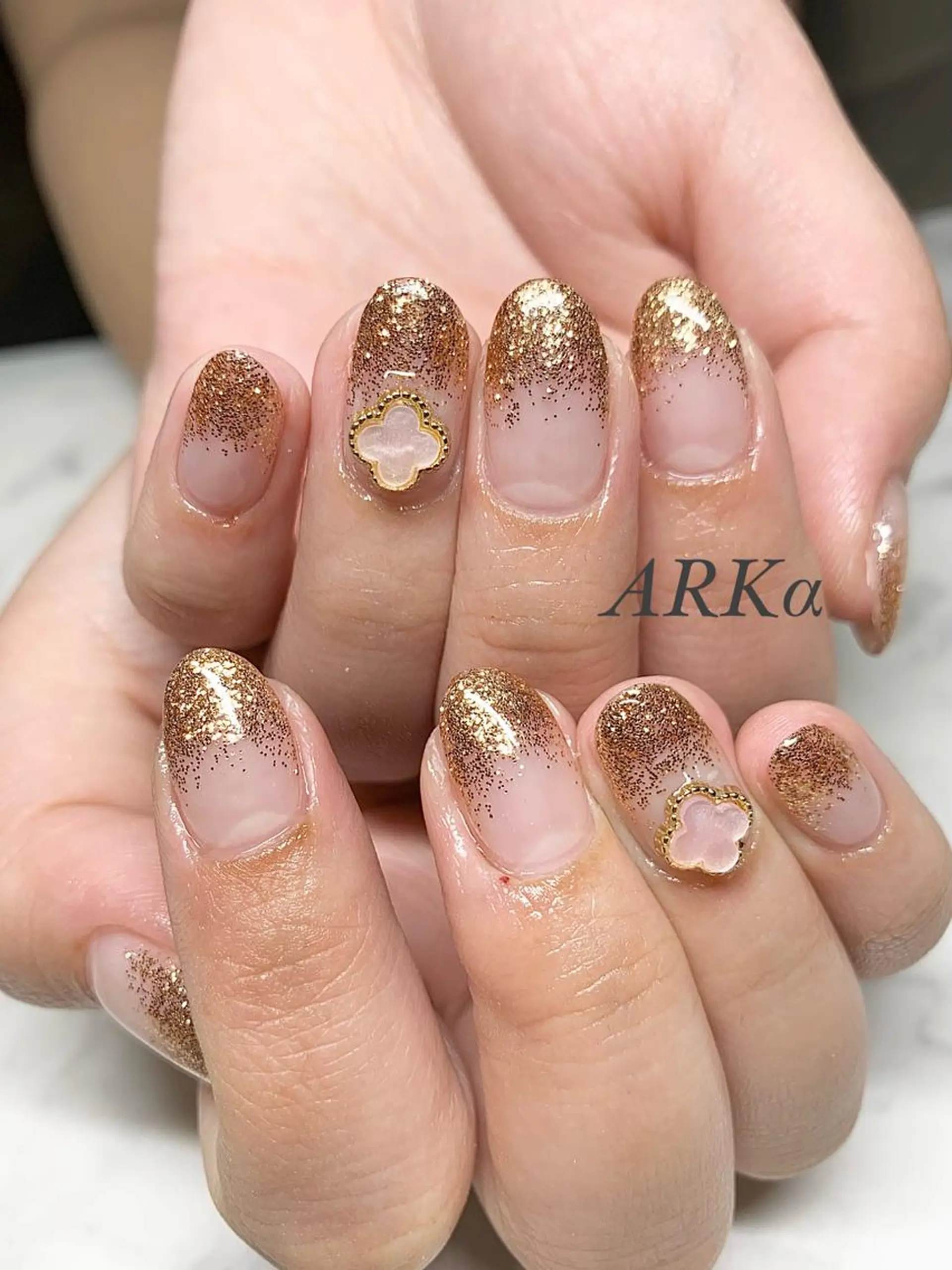 ネイル ハンドネイル ARKα SHIORIのネイルデザイン