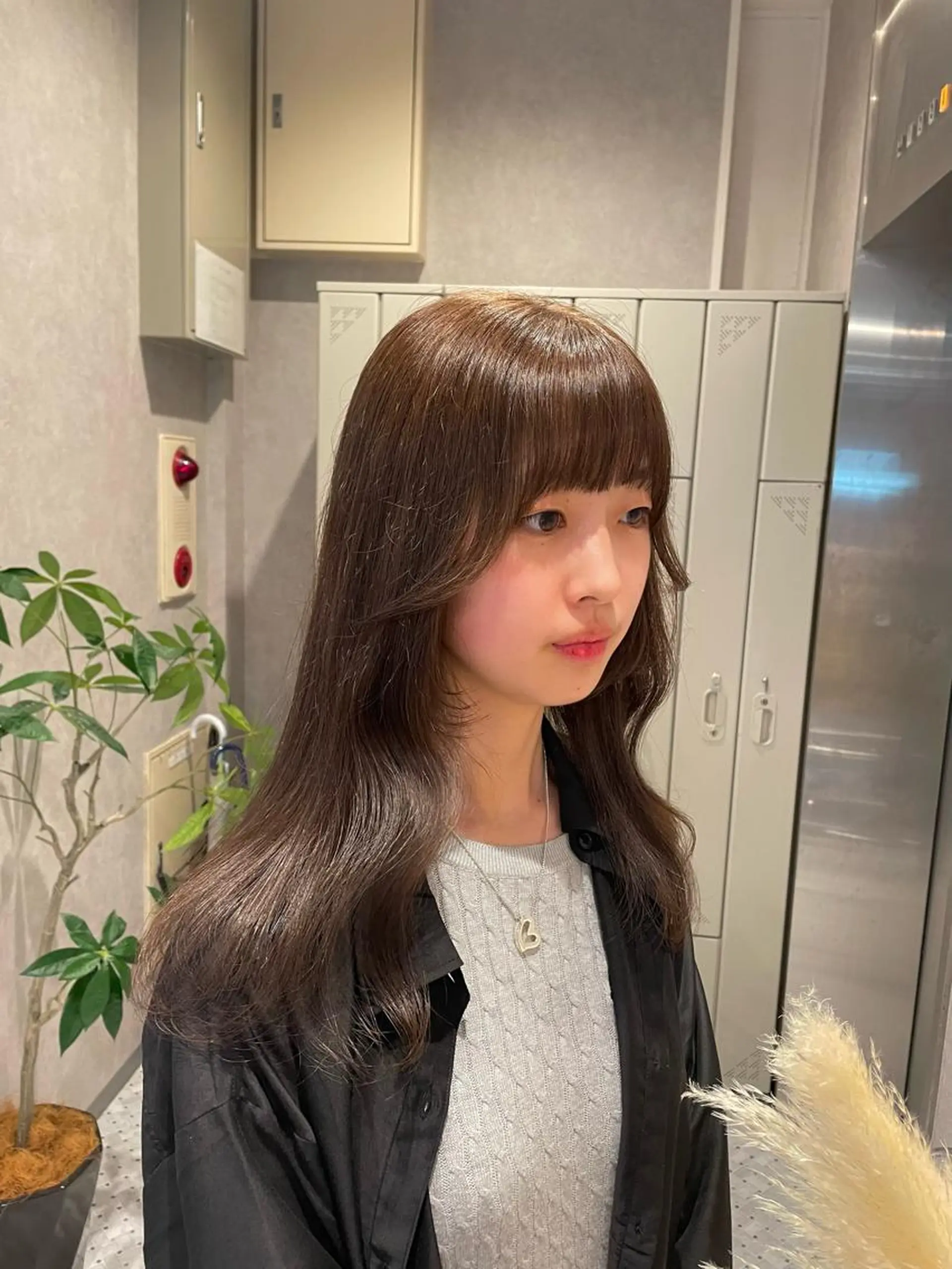 セミロング 女性スタイリスト専門サロン Zina 天神西通り所属・艶髪韓国ヘア MANAMI🎀のヘアスタイル