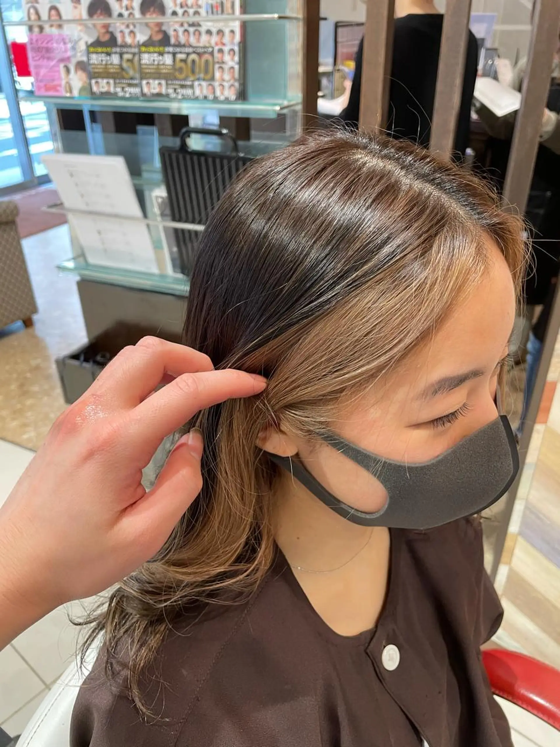 ミディアム ミストバング 中島 稔のヘアスタイル