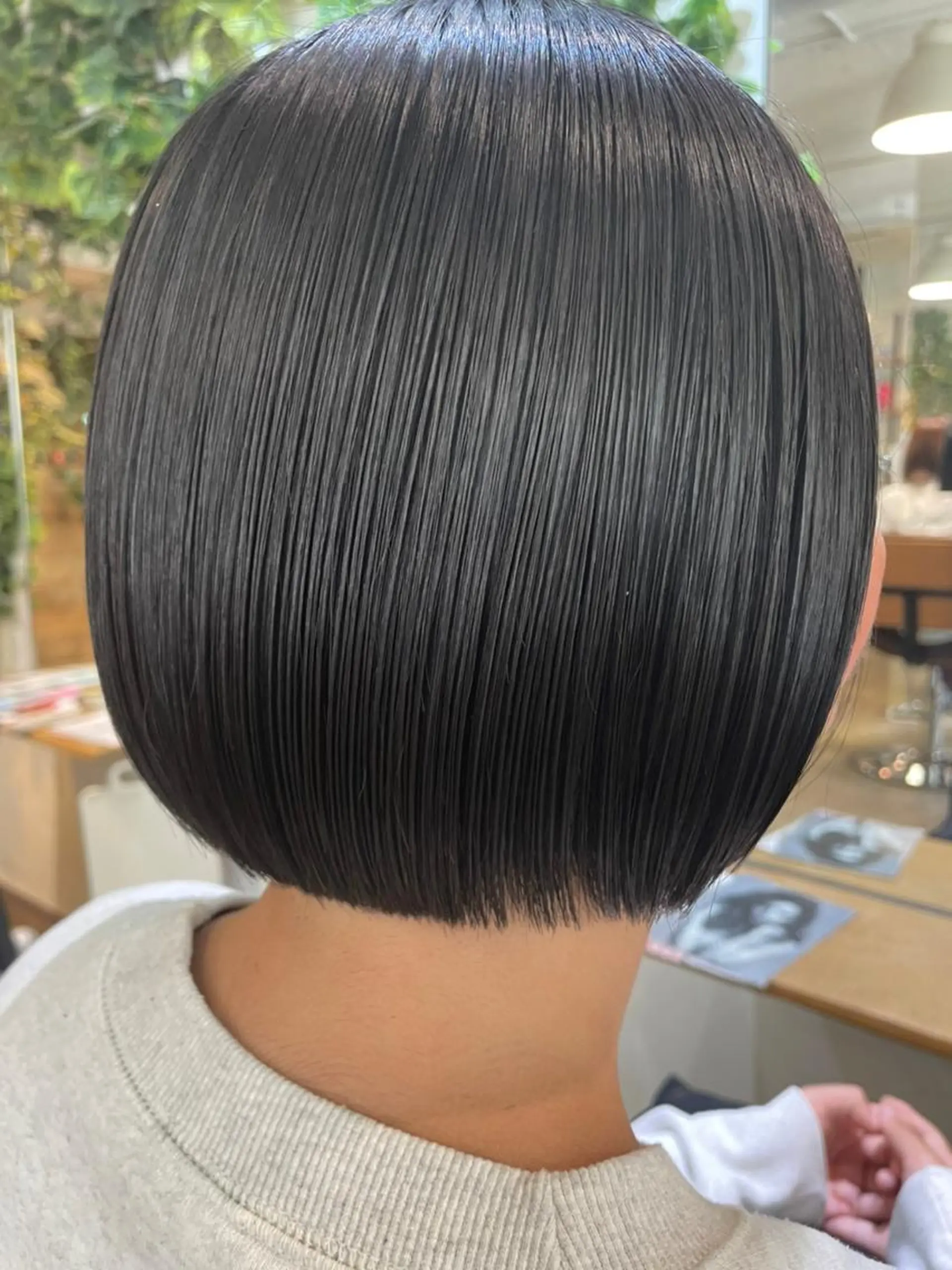 セミロング パーマ カラー セミロングパーマ アディクシーカラー アッシュ バレイヤージュ ミストバング 初めでも安心🌟 newi町田✂のヘアスタイル