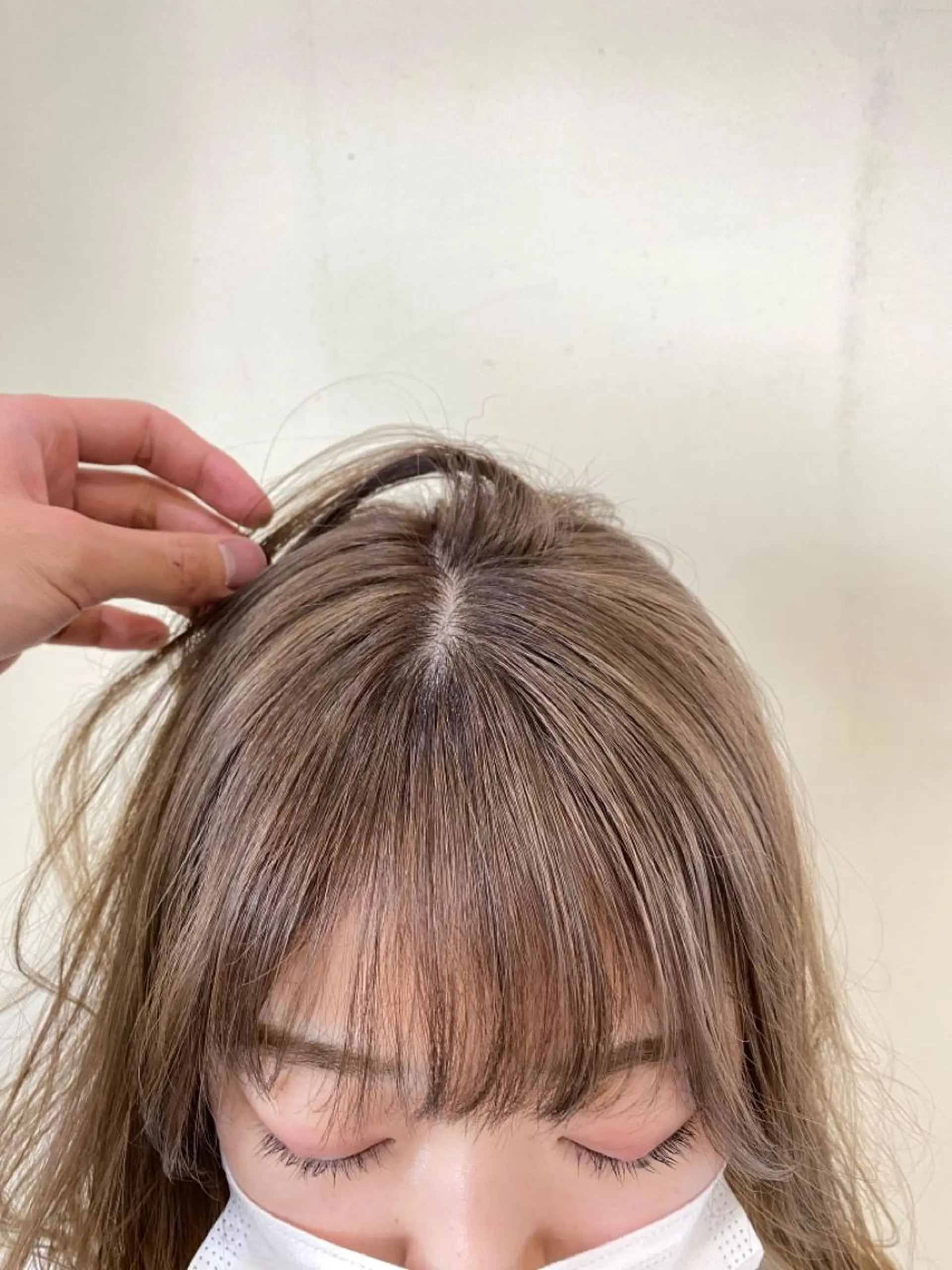 ミディアム カラー ベージュカラー ミルクティーベージュ 美髪改善・ブリーチ tadasuke⭐️のヘアスタイル