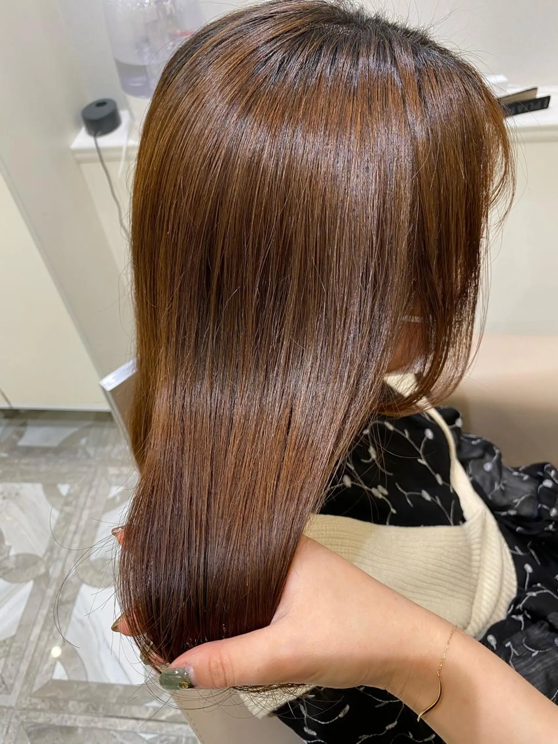 ミディアム パーマ カット 縮毛矯正 💙美髪救世主💙 関華蓮のヘアスタイル