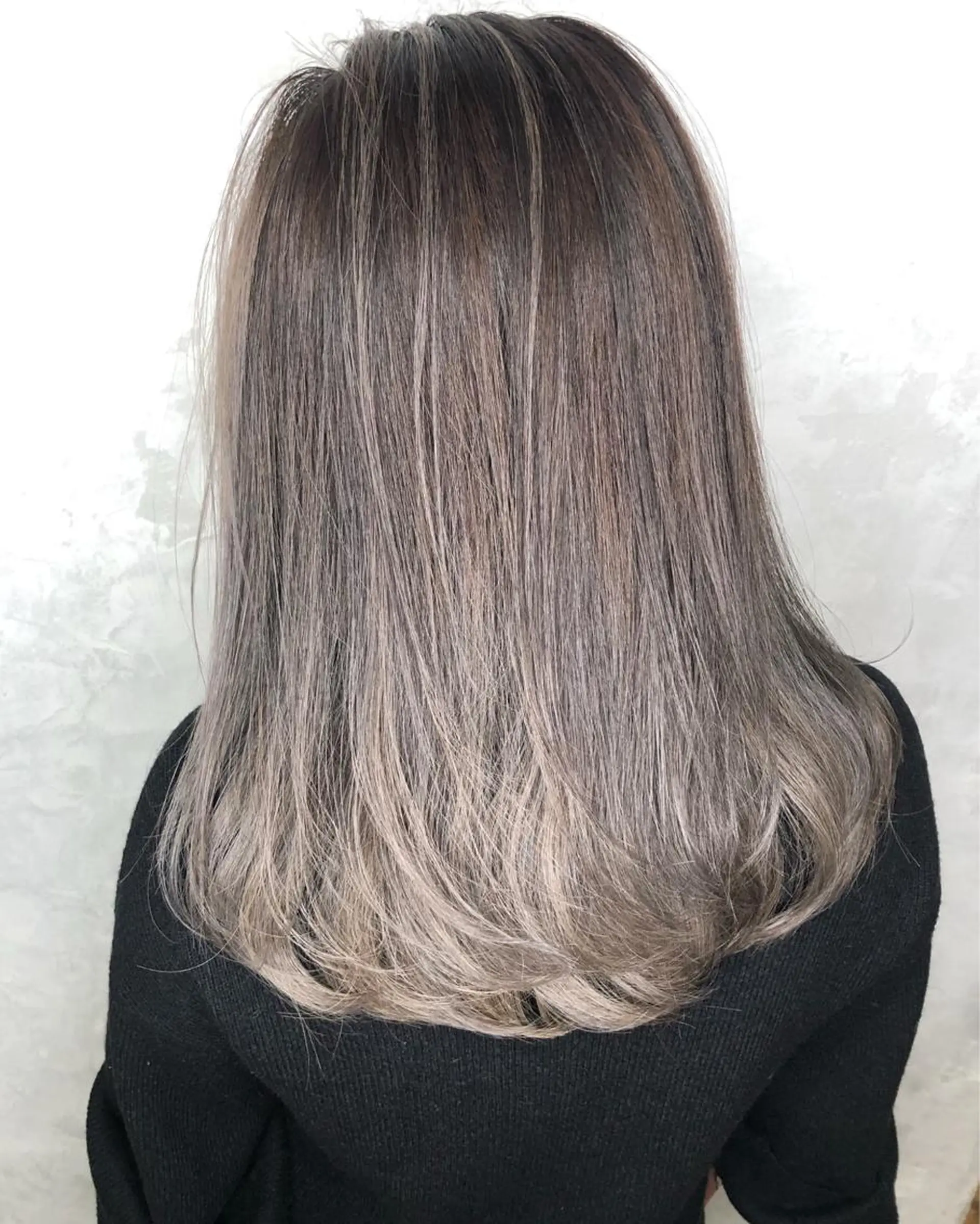 ミディアム カラー ヘアアレンジ ヘアカラー トリートメント 遠藤 拓馬のヘアスタイル