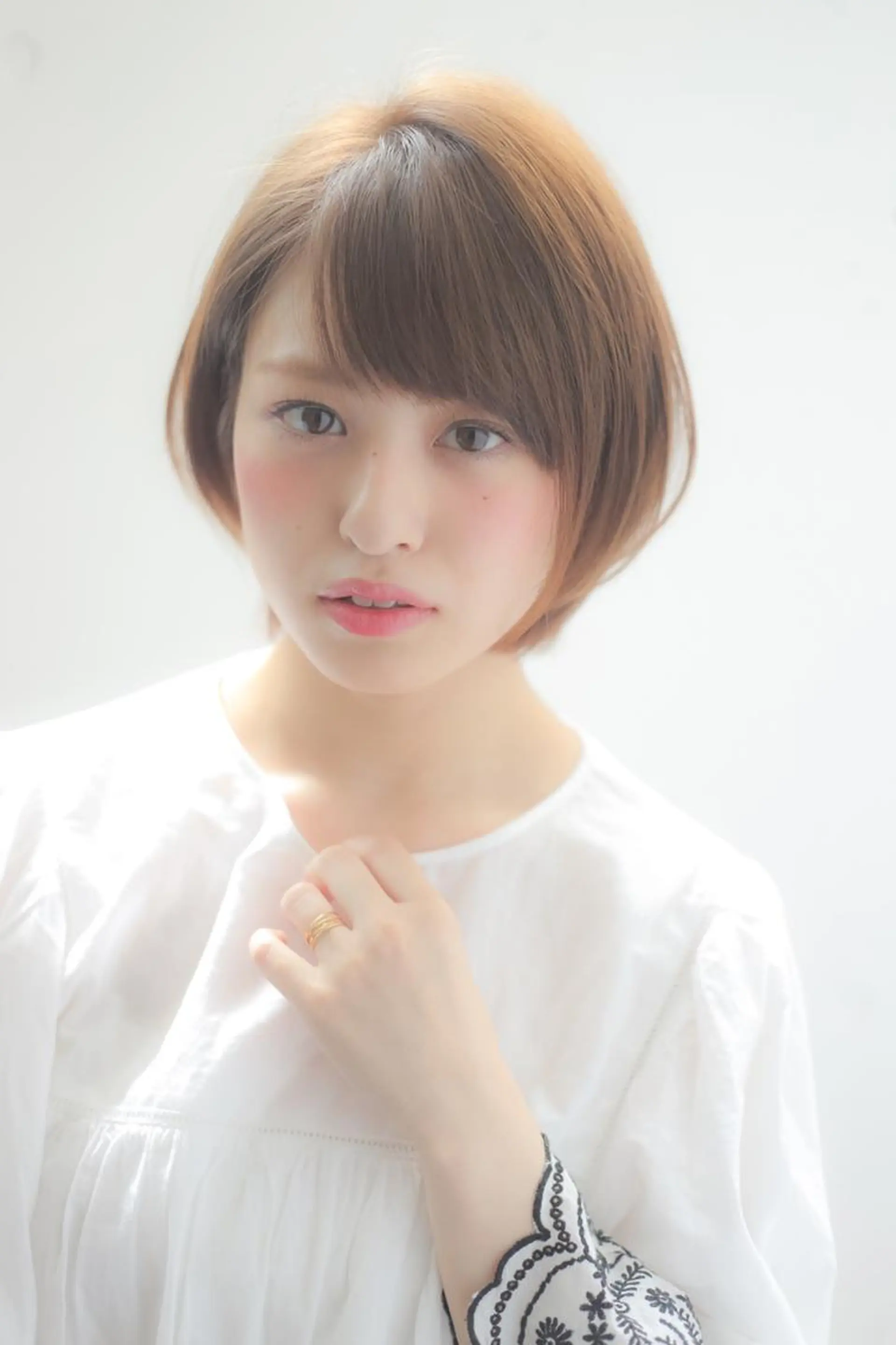 ショート ボブ 似合わせカット ショートヘア 小顔カット カット トリートメント ケイト🌙 ブリーチカラーのヘアスタイル