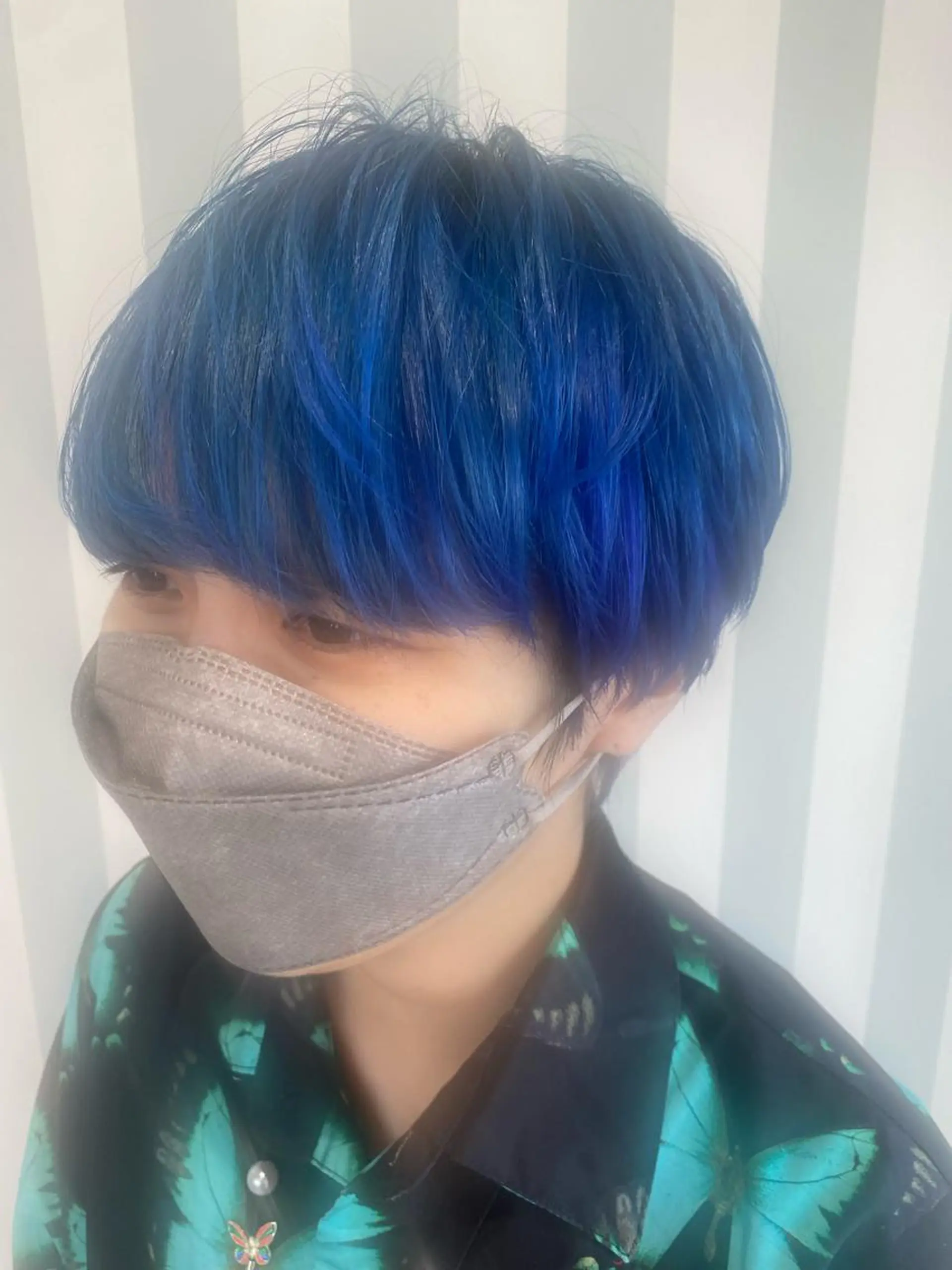 ショート ベージュ/インナー カラー🤍Rieのヘアスタイル