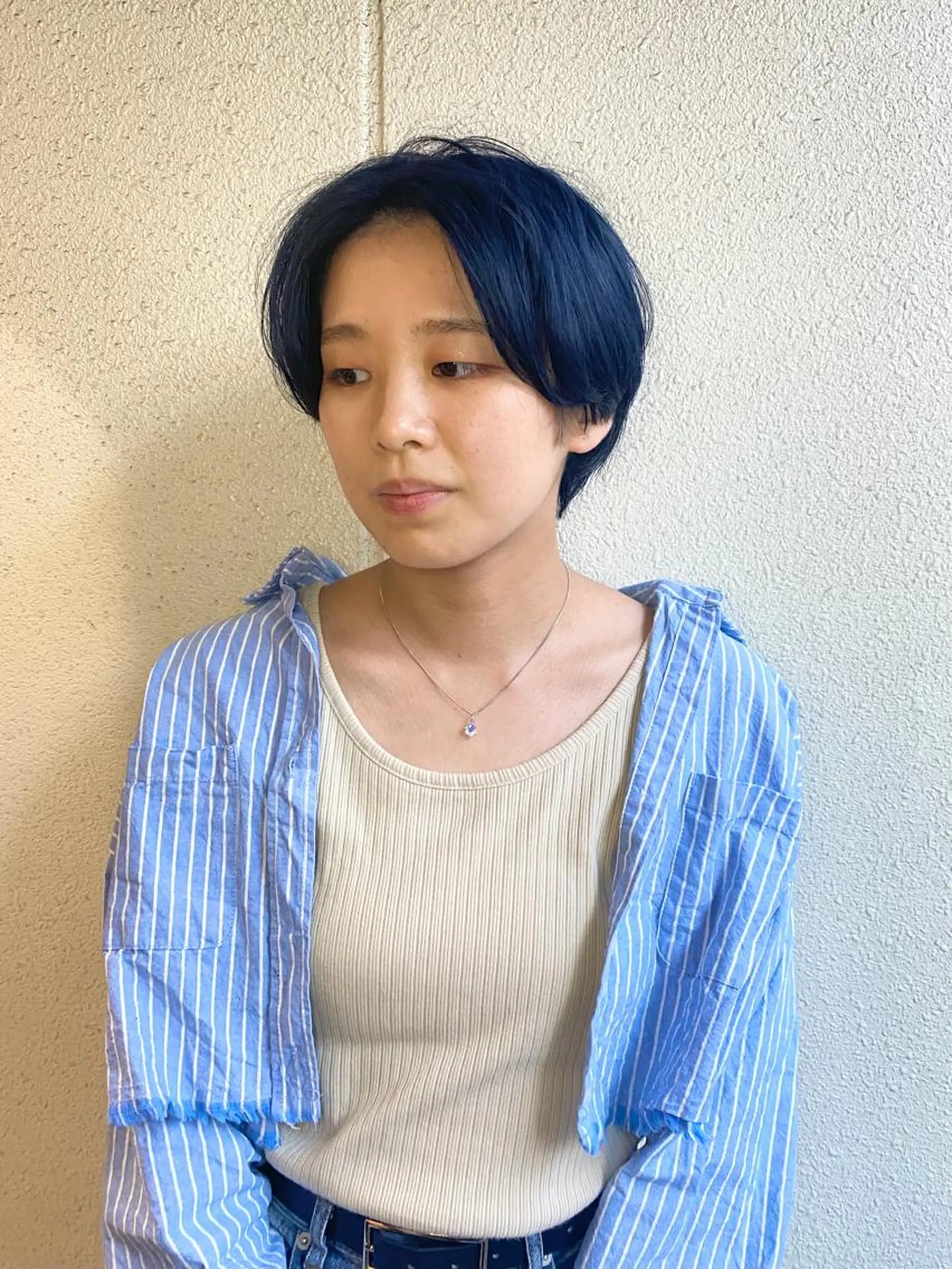 ショート カラー ハンサムショート ブルーカラー ネイビーカラー ショートヘア ボブ/レイヤー/ ウルフ/池澤慎人のヘアスタイル