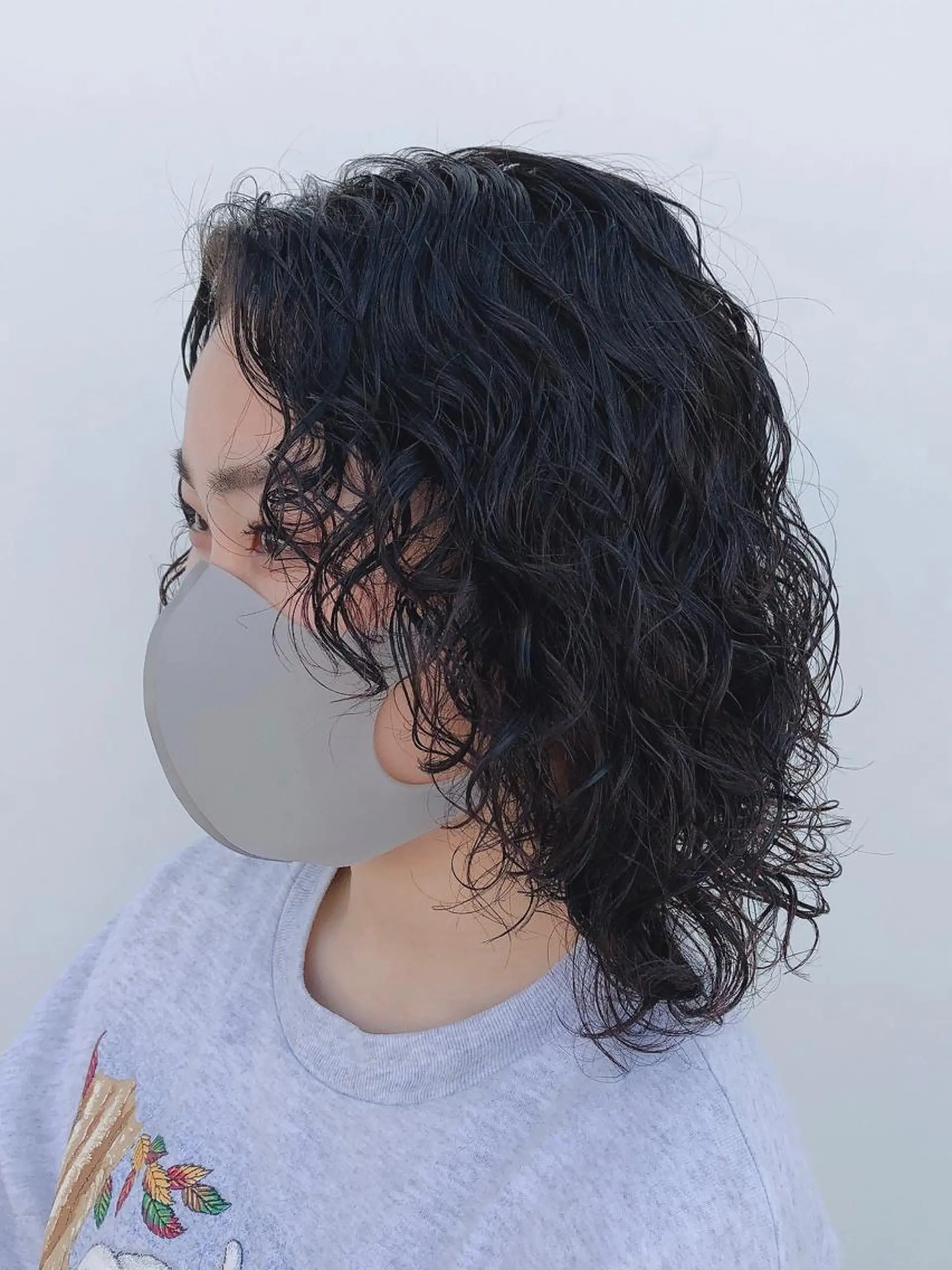 ミディアム パーマ 韓国🩵海外ヘア 宮川華奈のヘアスタイル