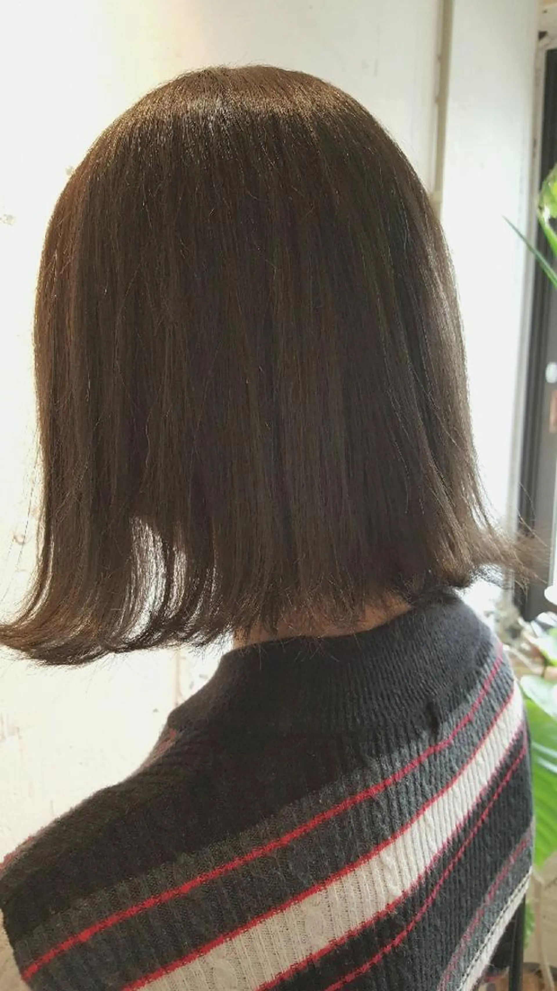 ショート アッシュ 外ハネヘア あらき ちさとのヘアスタイル