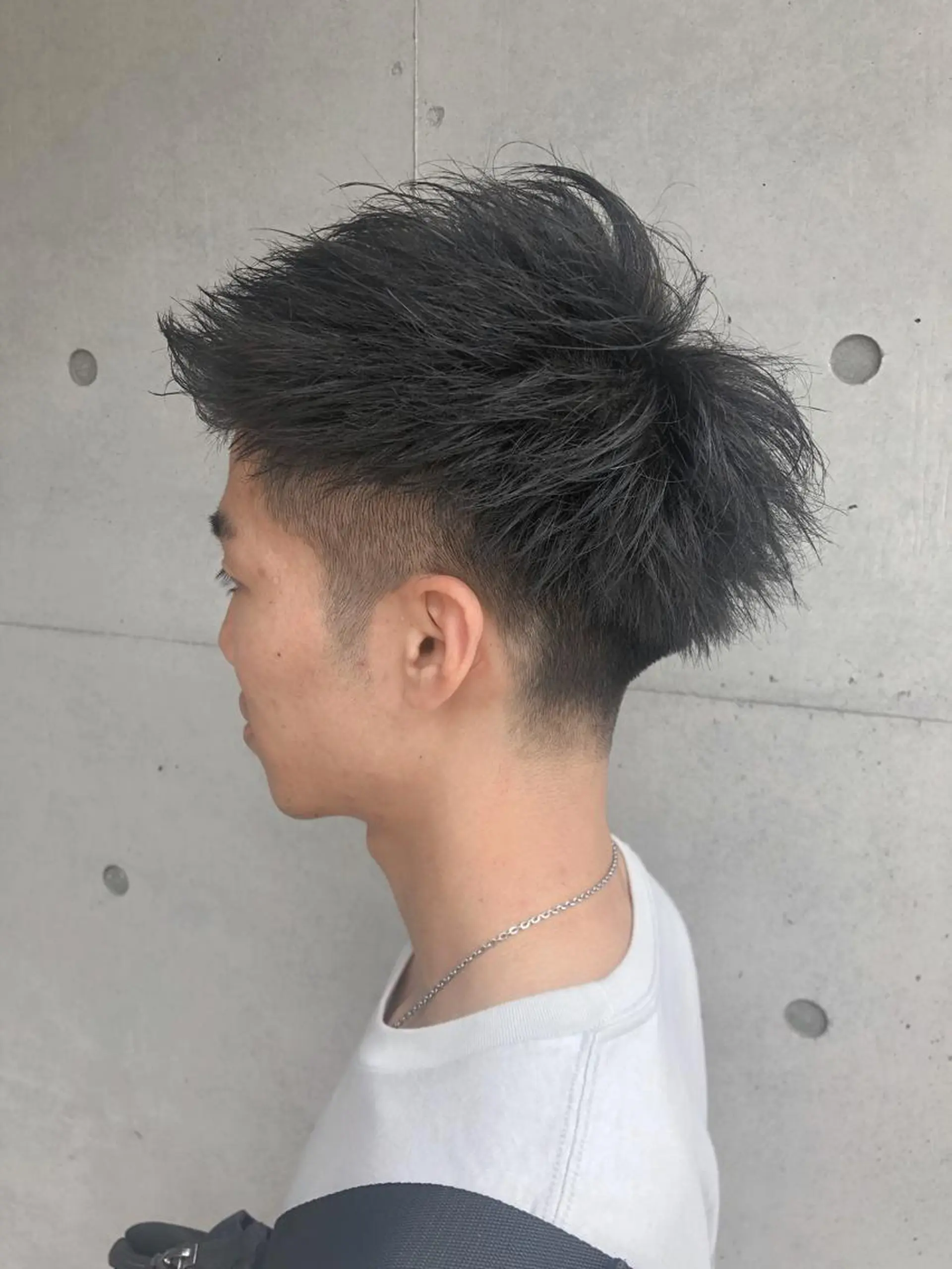 メンズ アップバング モヒカン ツーブロック 刈り上げ カット ヘアカラー ヘッドスパ SALOWIN 二子玉川店所属・kei_____ SALOWINのヘアスタイル