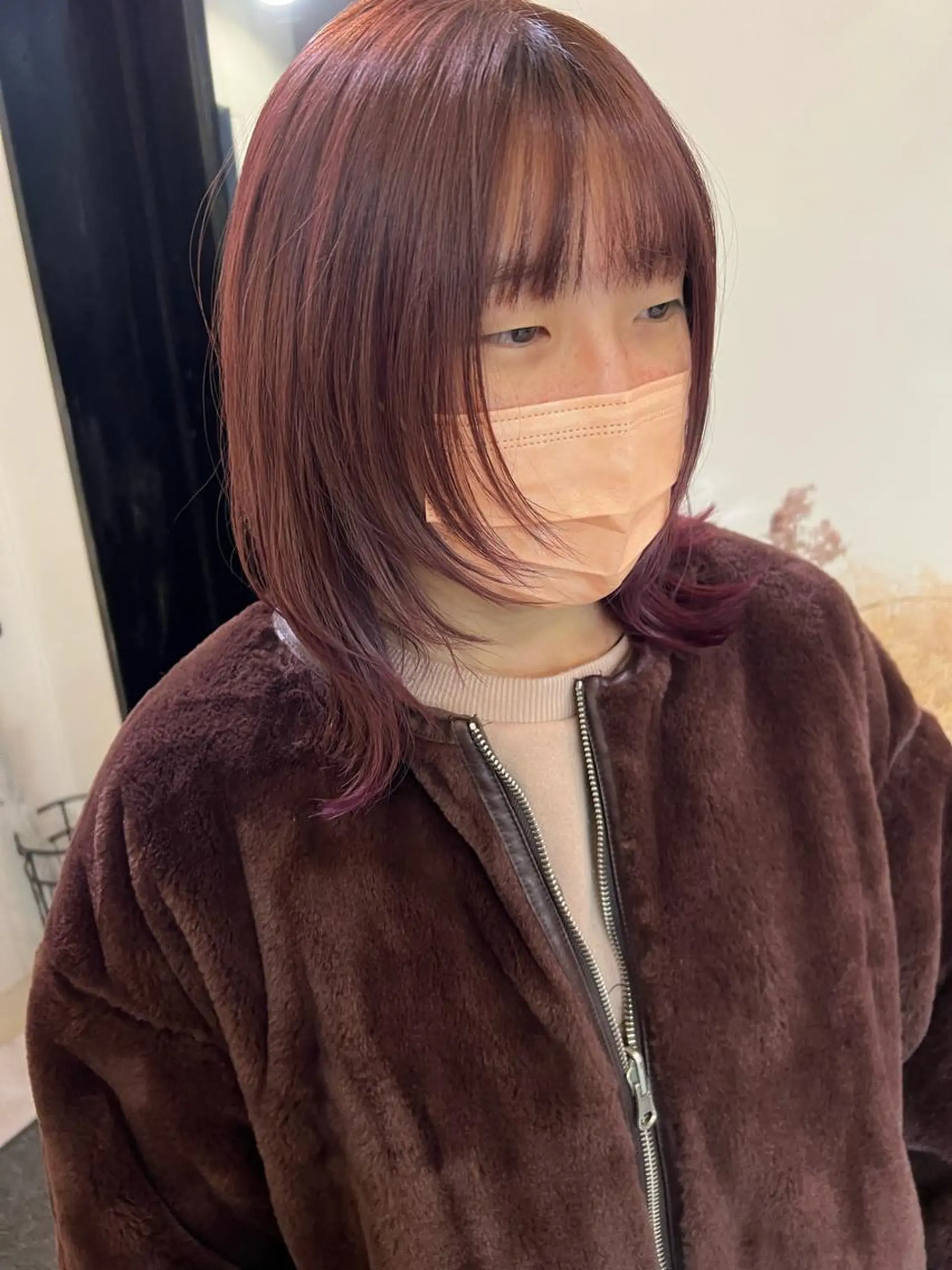 ミディアム 顔周りカット レイヤーカット emma ecole所属・奥田 葵のヘアスタイル