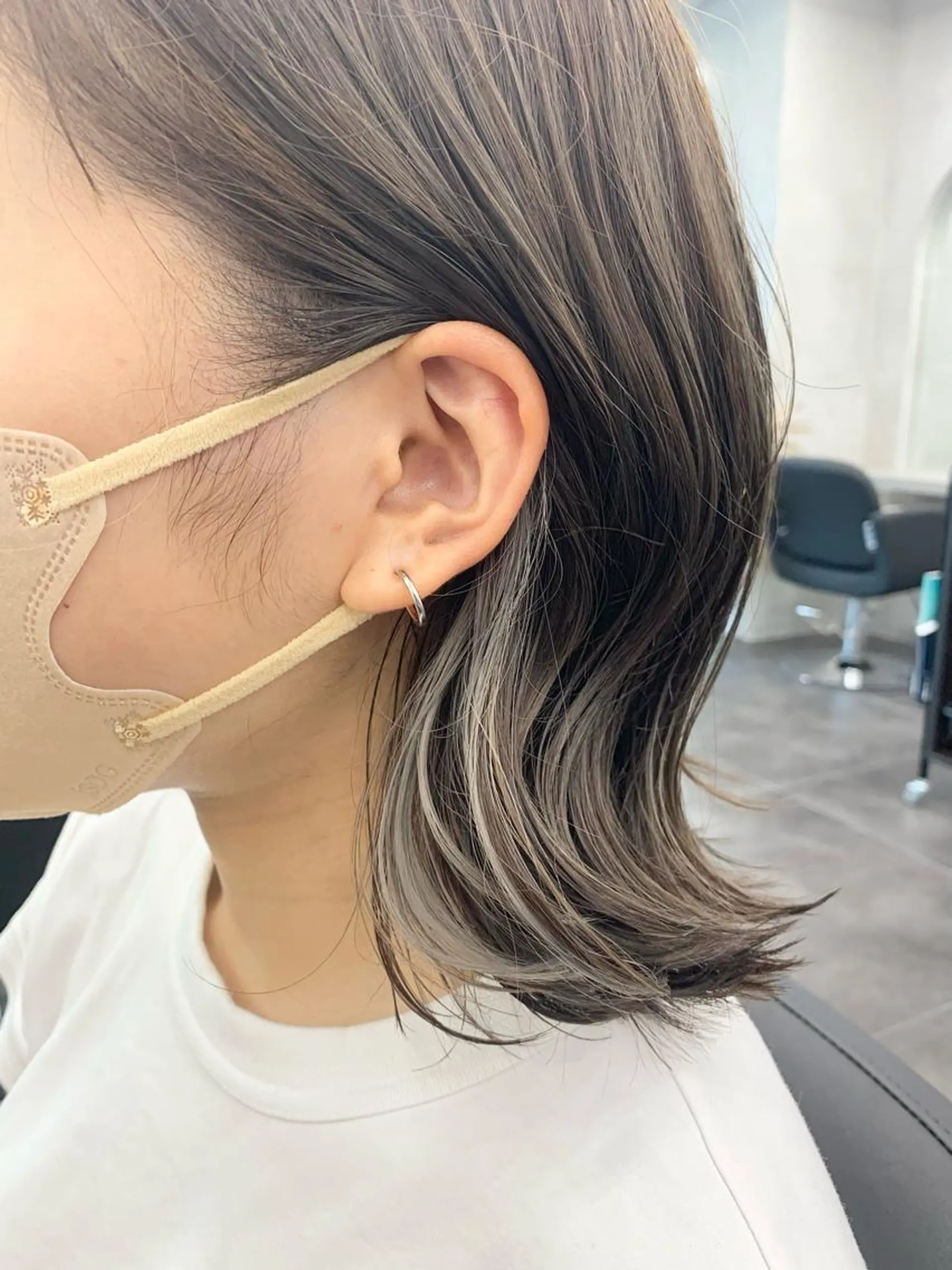セミロング カラー ブリーチ 透明感カラー ダブルカラー イヤリングカラー ハイライトカラー 店長担当🌟 矢吹ガブリエル🌟のヘアスタイル