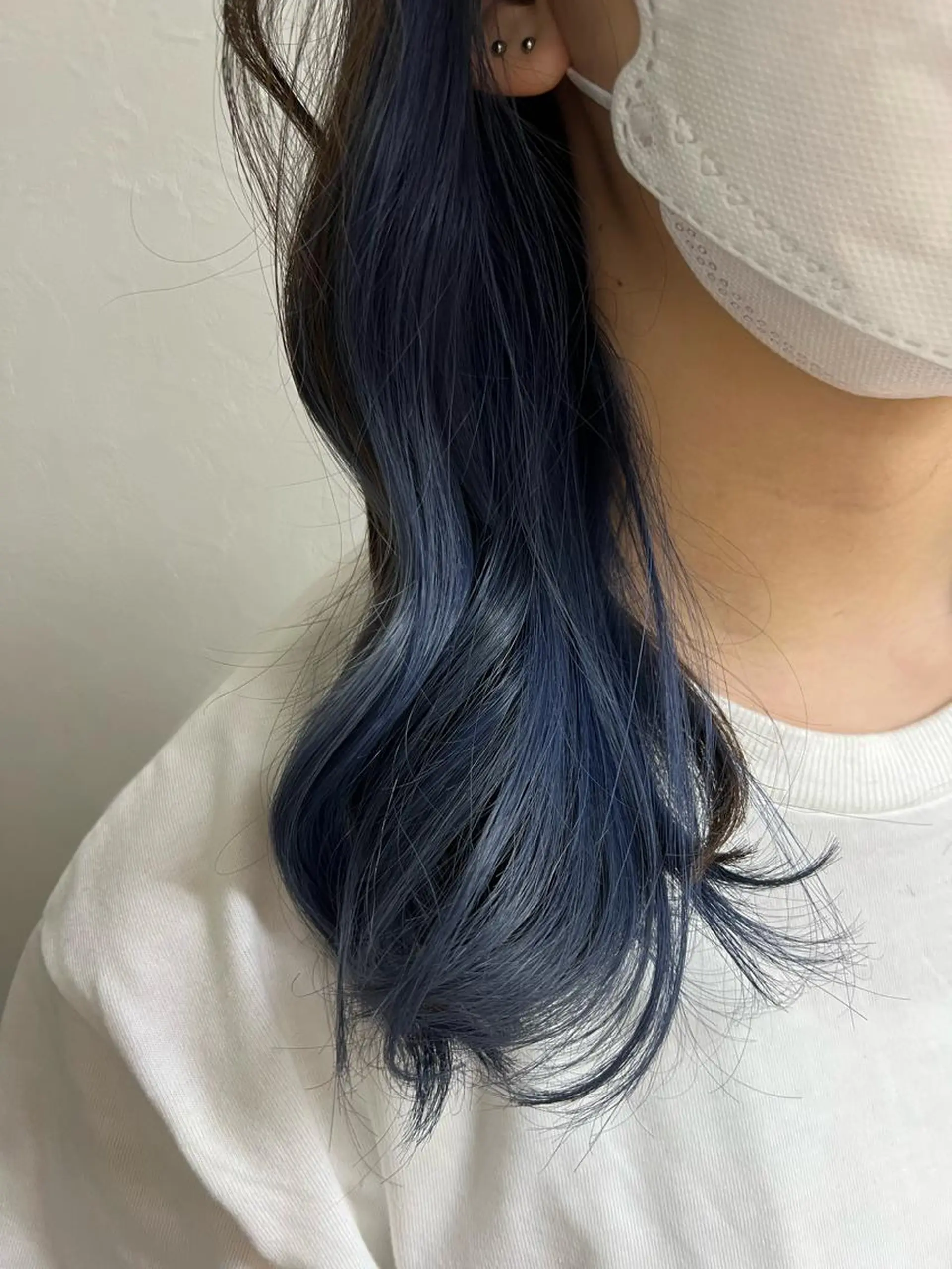 セミロング カラー ブルーカラー カット ヘアカラー トリートメント hair  bh.maara所属・bh.maara デザイン／ハイトーンのヘアスタイル