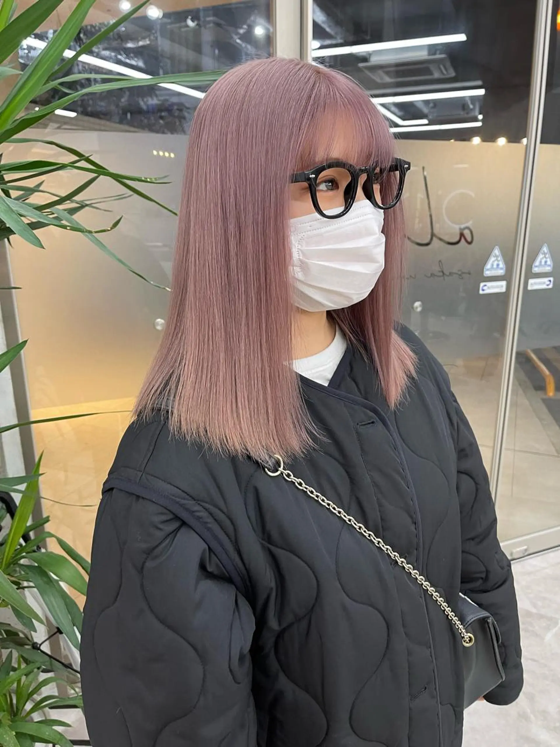ミディアム ヘアカラー SALOWIN梅田茶屋町North店所属・福山 晴香のヘアスタイル