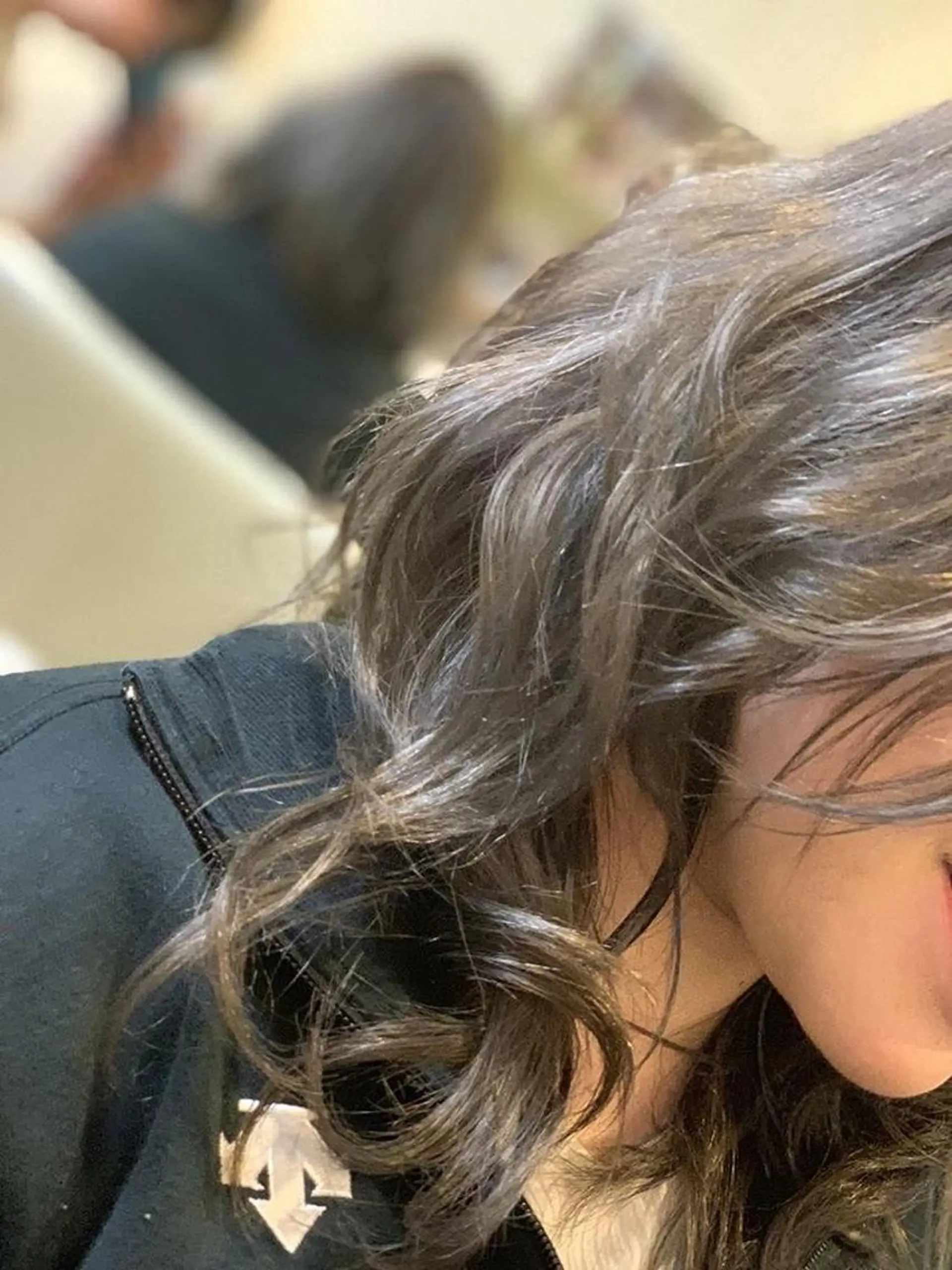 ミディアム juve. 別府のヘアスタイル