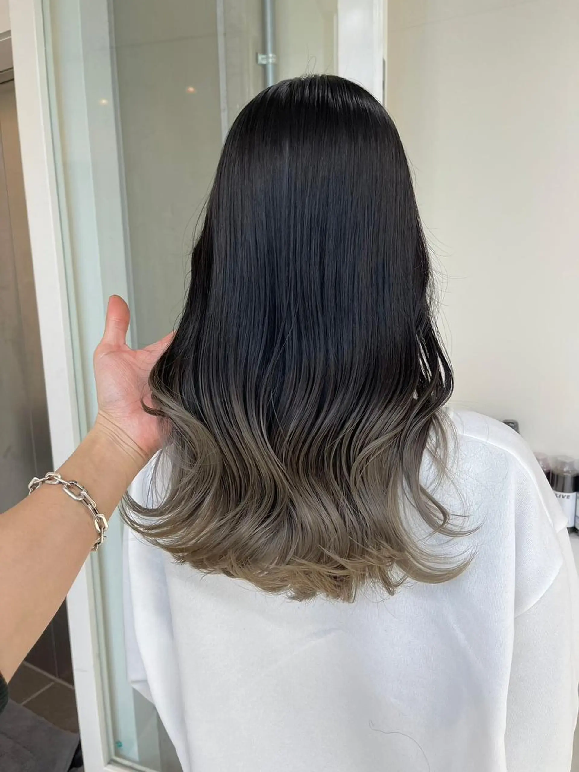 カラー アディクシーカラー バレイヤージュ ブリーチ ダブルカラー グラデーションカラー ヘアカラー トリートメント 【公式】amble luxe池袋東口♻️のヘアスタイル