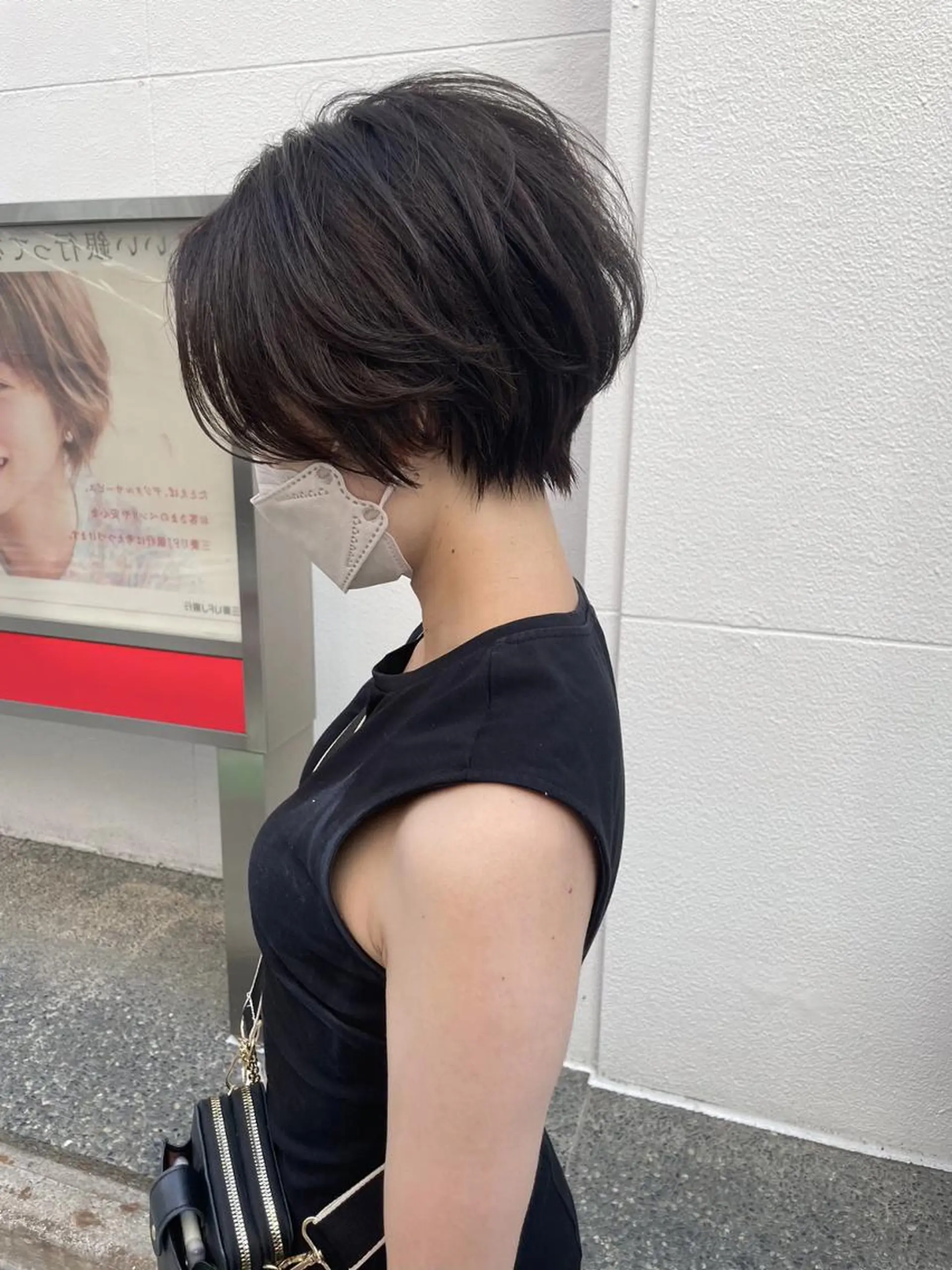 ショート 🫧トレンド艶髪🫧 グレージュカラー🫧のヘアスタイル