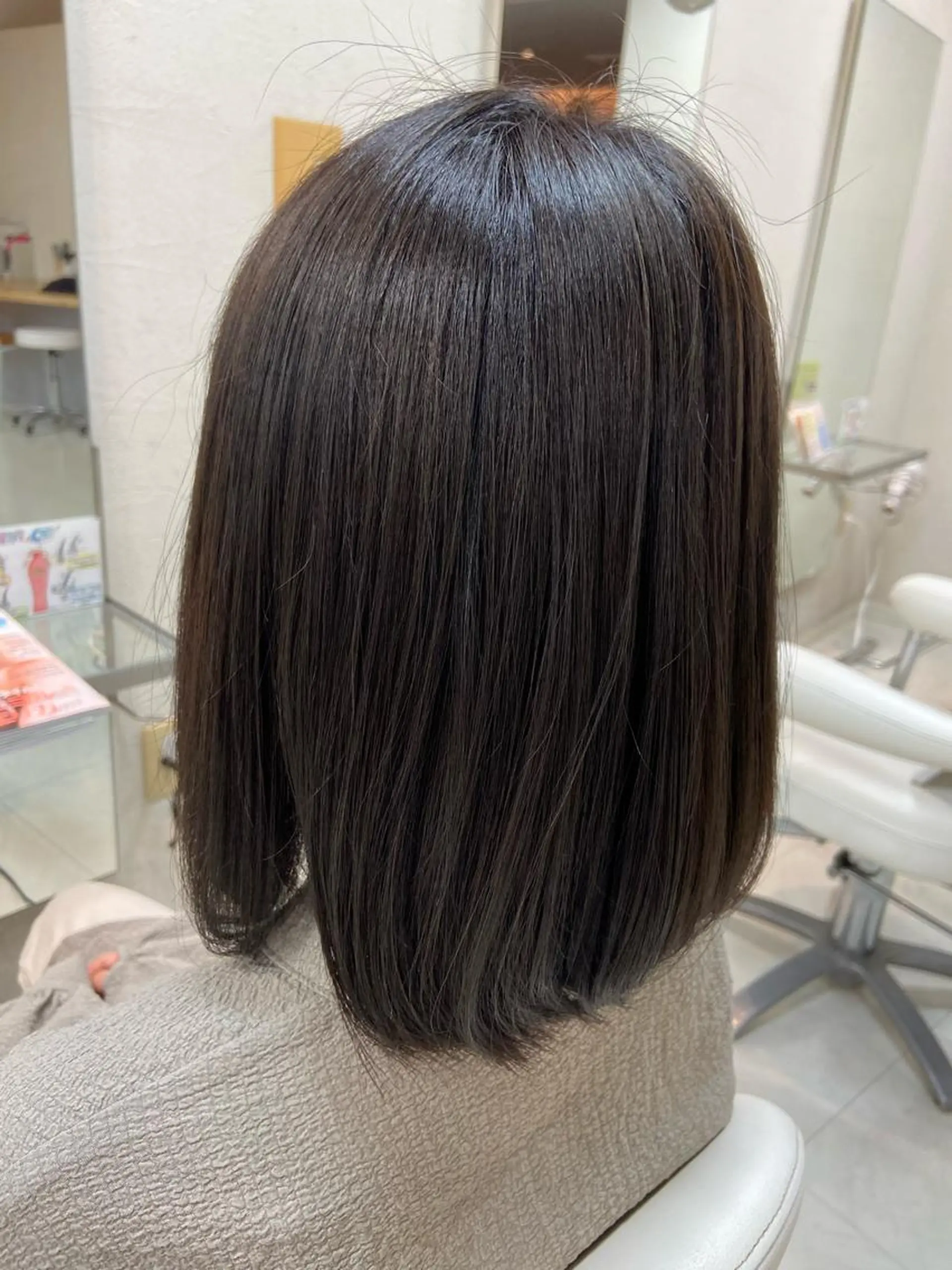 ミディアム カラー ブルーカラー カット ヘアカラー トリートメント 菊地 美憂のヘアスタイル