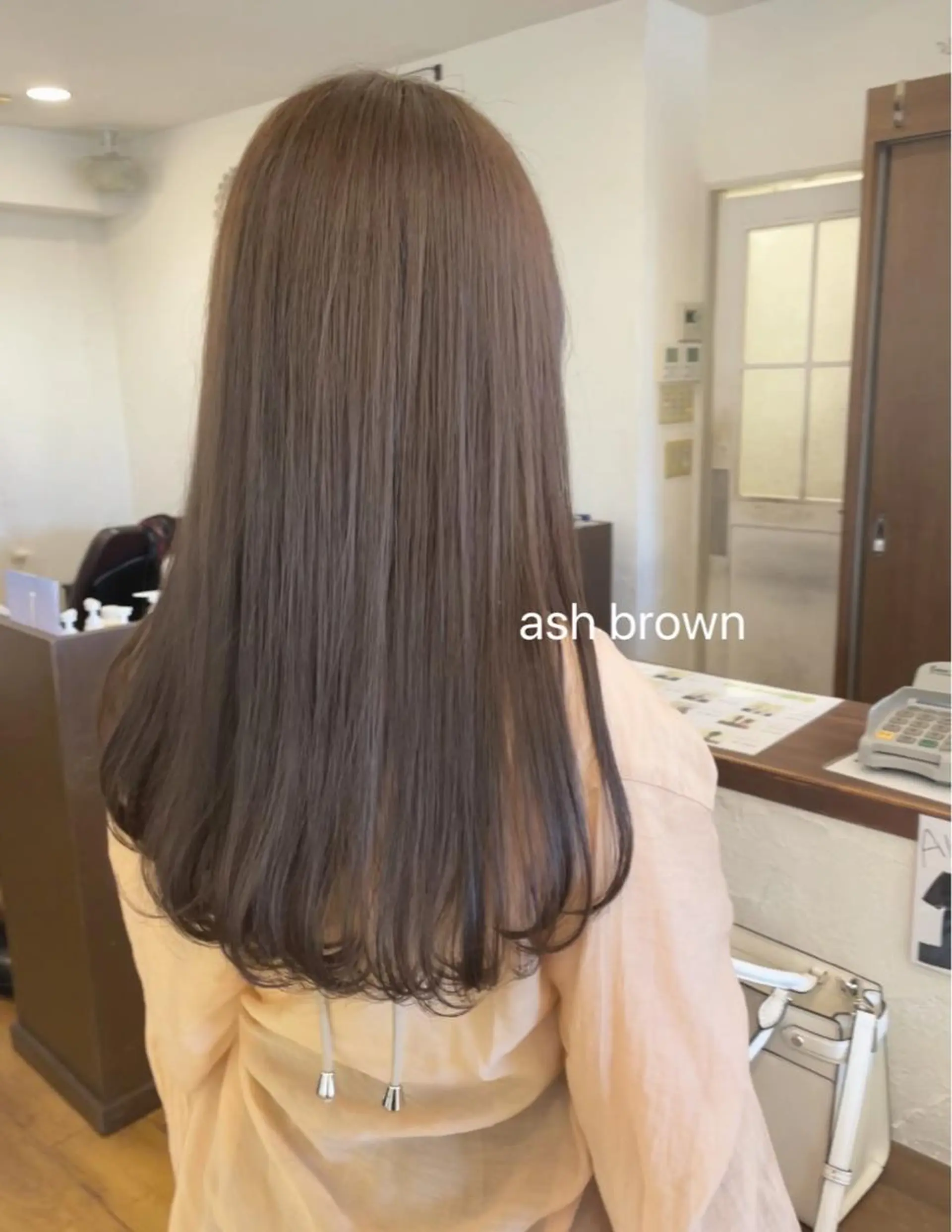 ロング カラー ヘアアレンジ ブラウンカラー 透明感カラー オレンジ トリートメント Hair muse'e所属・加藤 愛鈴のヘアスタイル