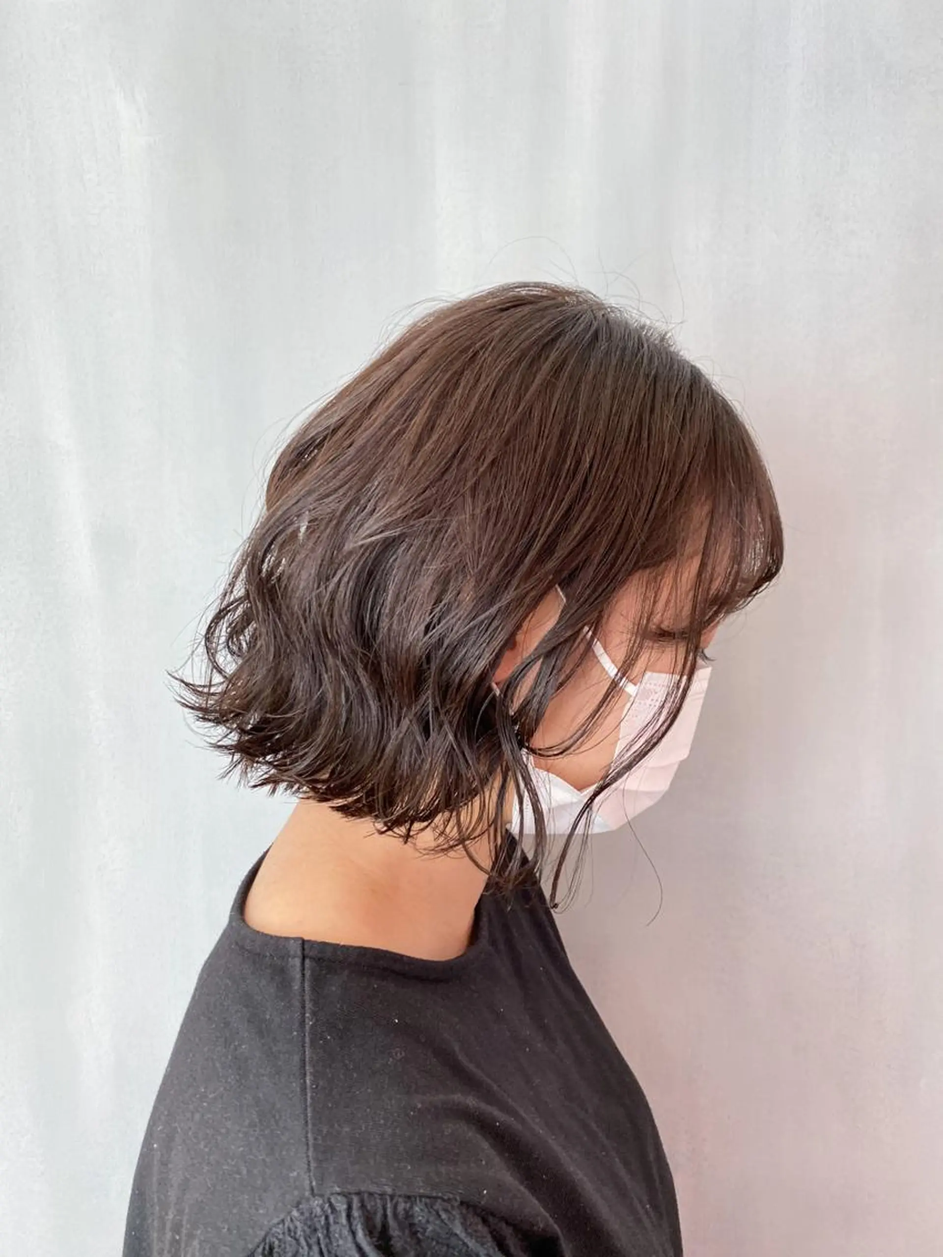 ショート カラー 切りっぱなしボブ アッシュ ベージュカラー ミント ボブ カット ヘアカラー トリートメント オーストヘアージジ所属・TAI透明カラー 柔らかい縮毛矯正のヘアスタイル