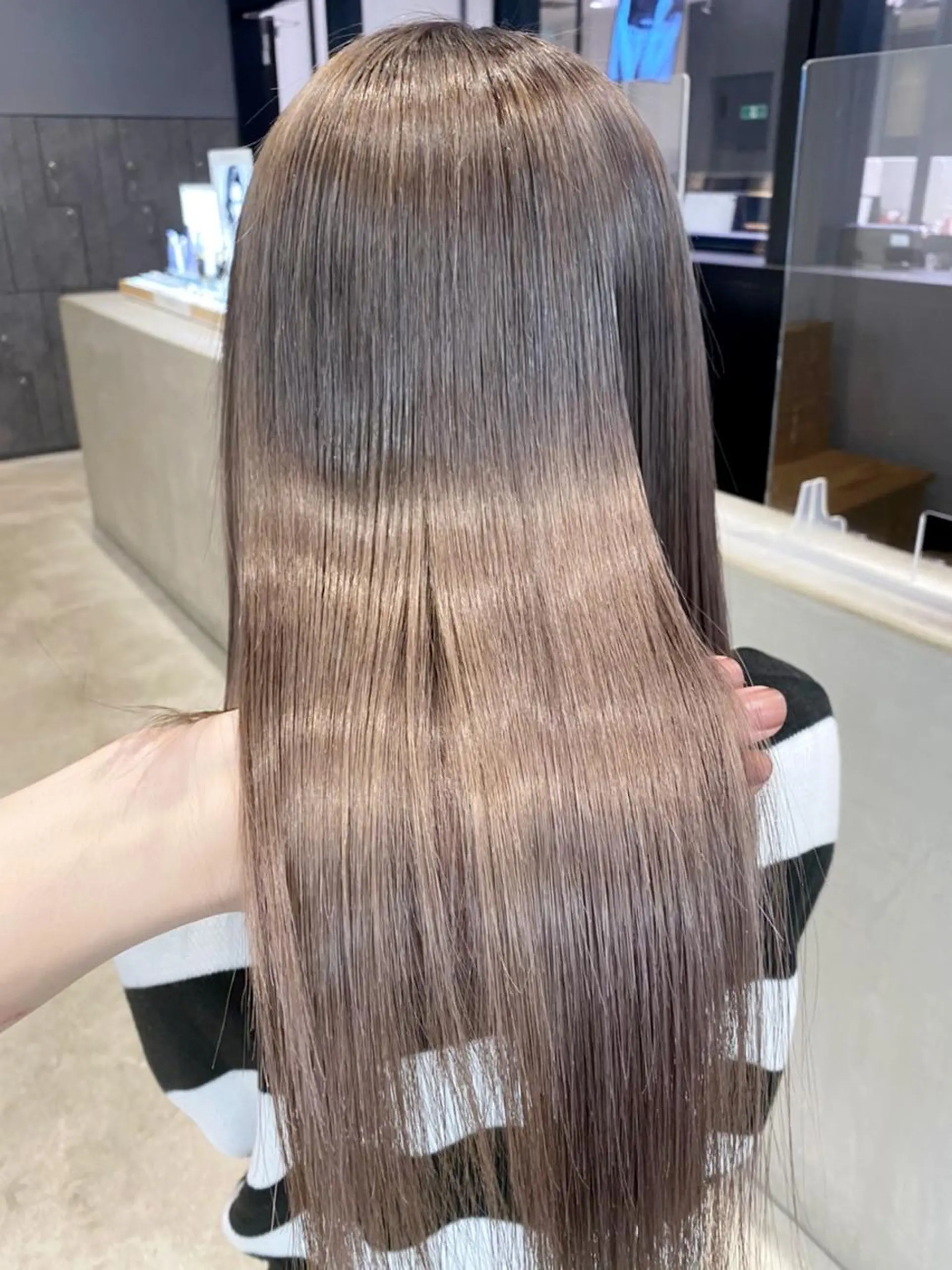 セミロング カラー パーマ ヘアアレンジ グレージュ ITbyALBUM 藤沢店のヘアスタイル