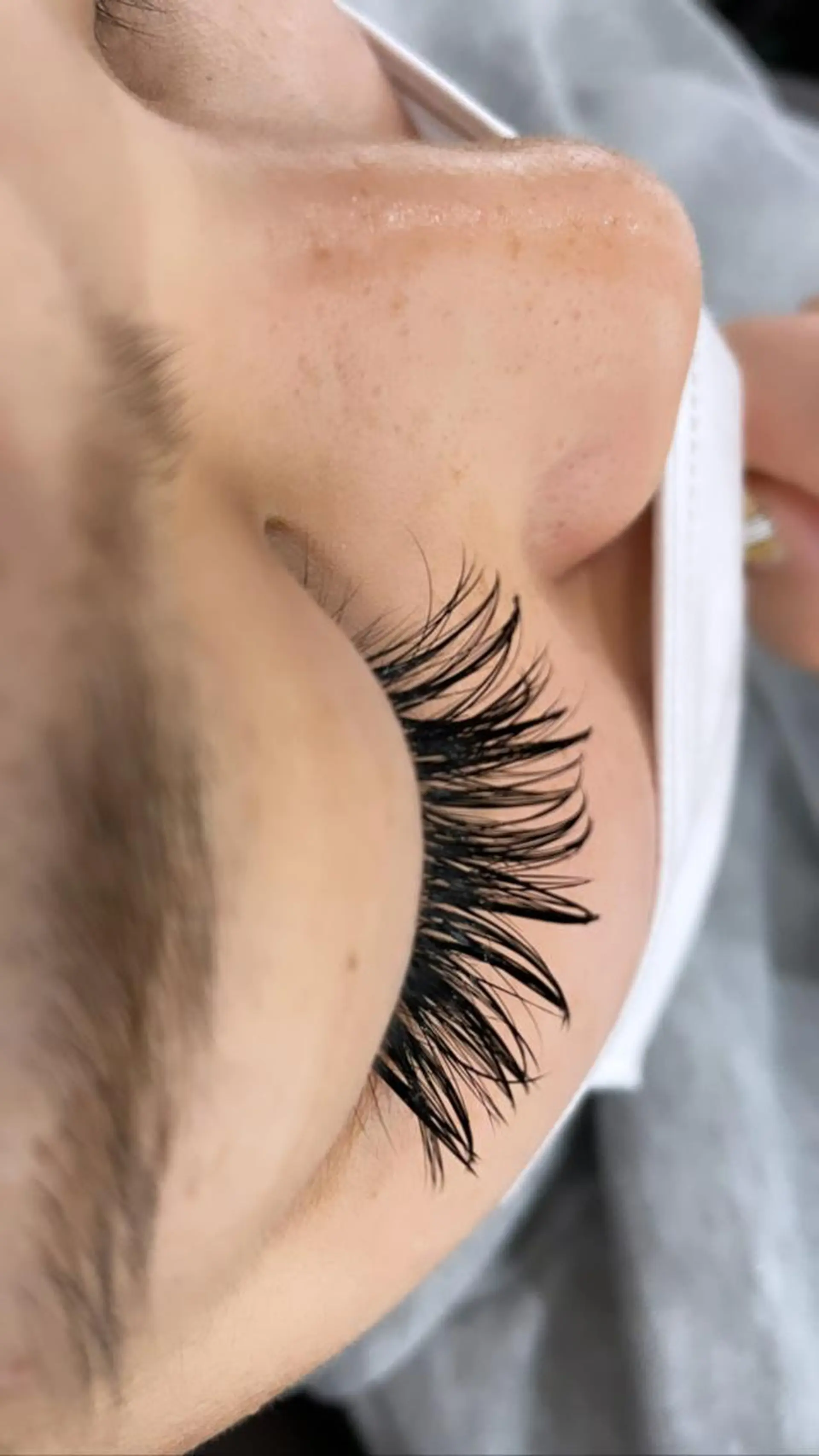 SESUNNY セサニー　SEIRAのマツエク・マツパデザイン