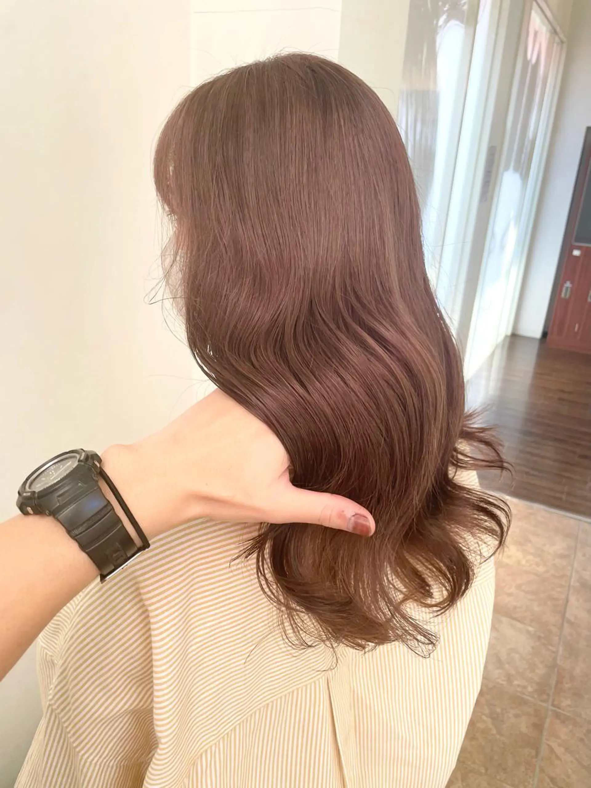 セミロング カラー カット ヘアカラー トリートメント ダメージレスブリーチ HIROSHIのヘアスタイル
