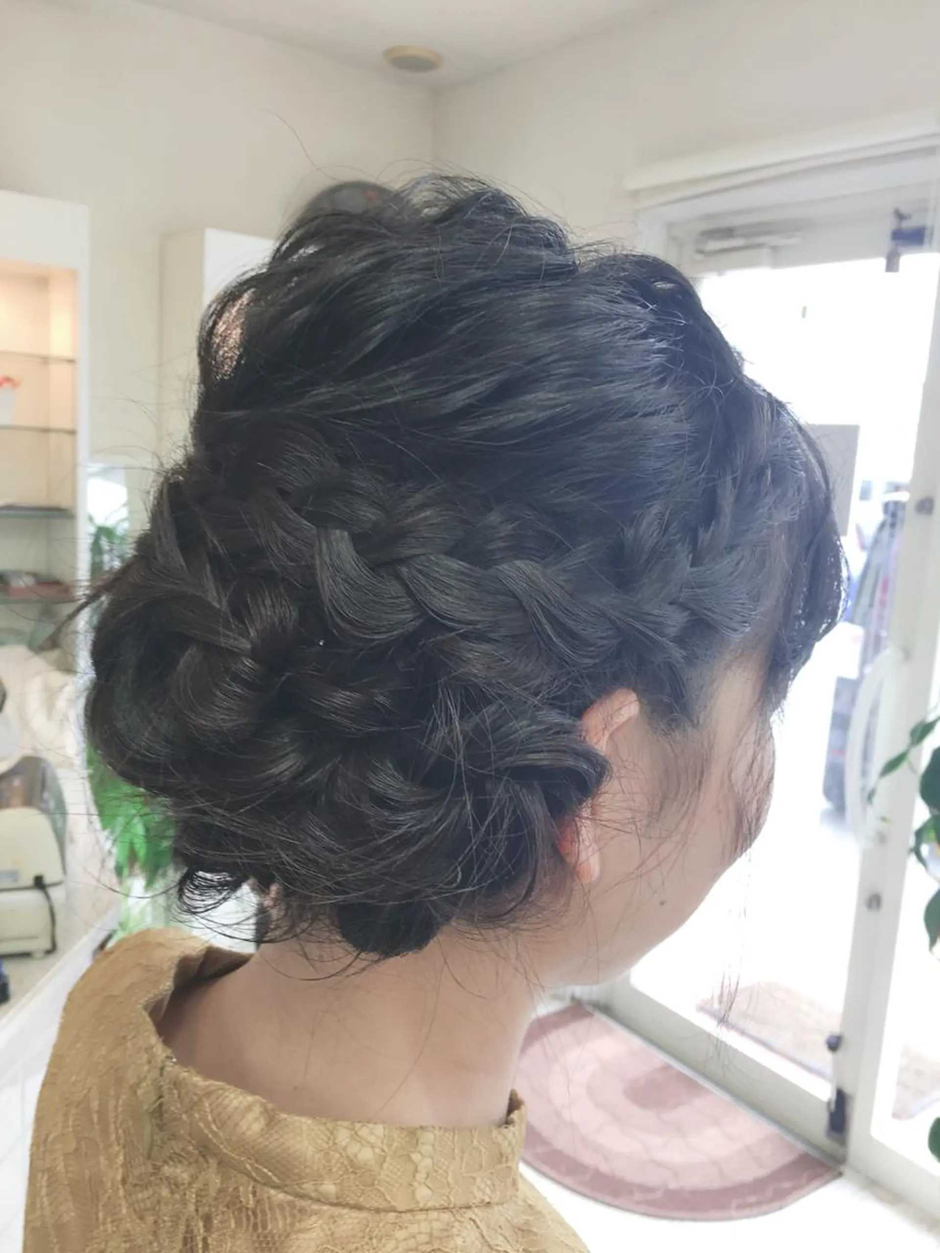 ミディアム ヘアー    アンド  フェイス  Lien所属・橋口 千裕のヘアスタイル