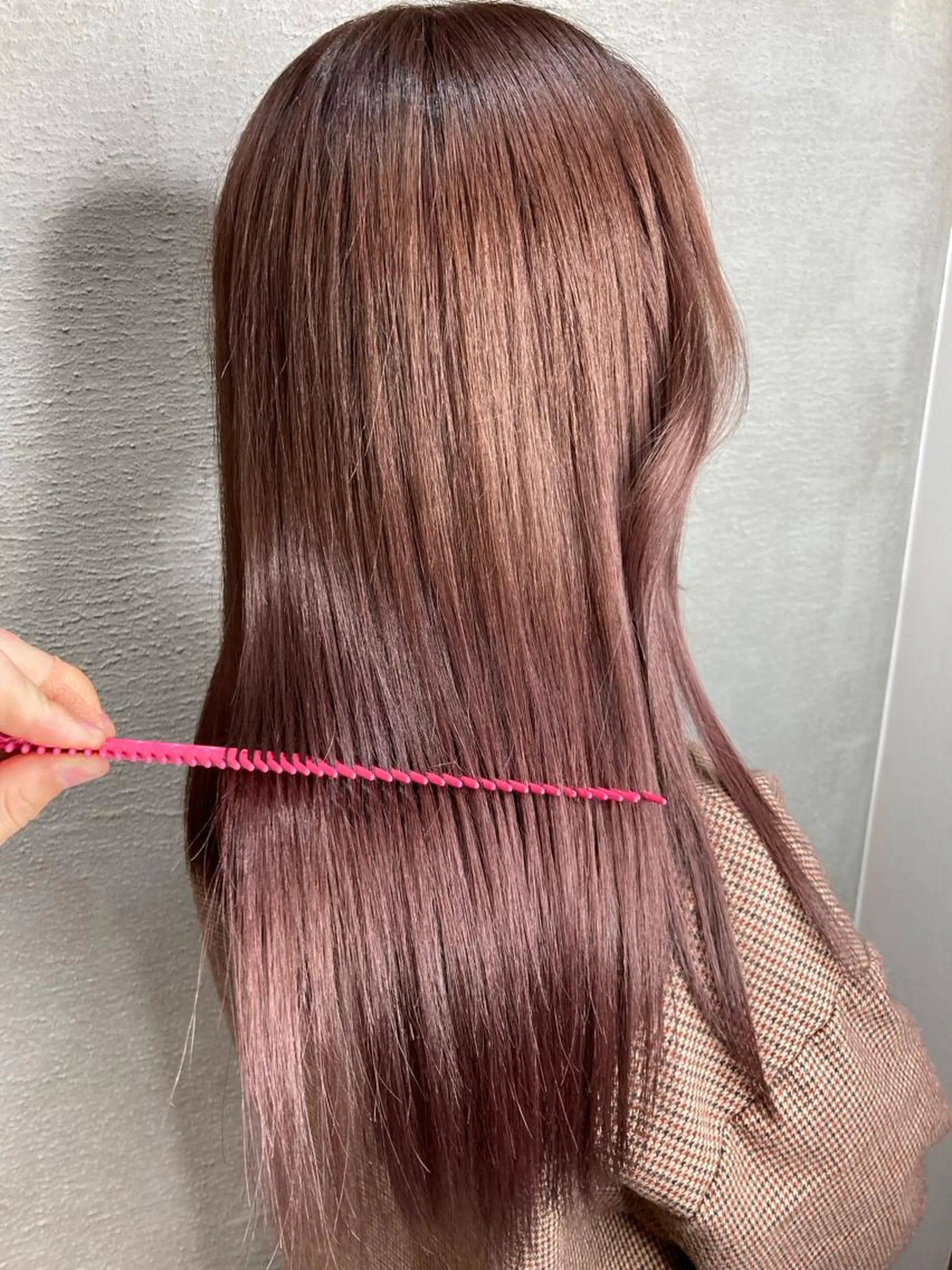 セミロング カラー ブラウンカラー ピンクカラー ピンクブラウン 豊中/メンズ特化 岡田 龍之介のヘアスタイル