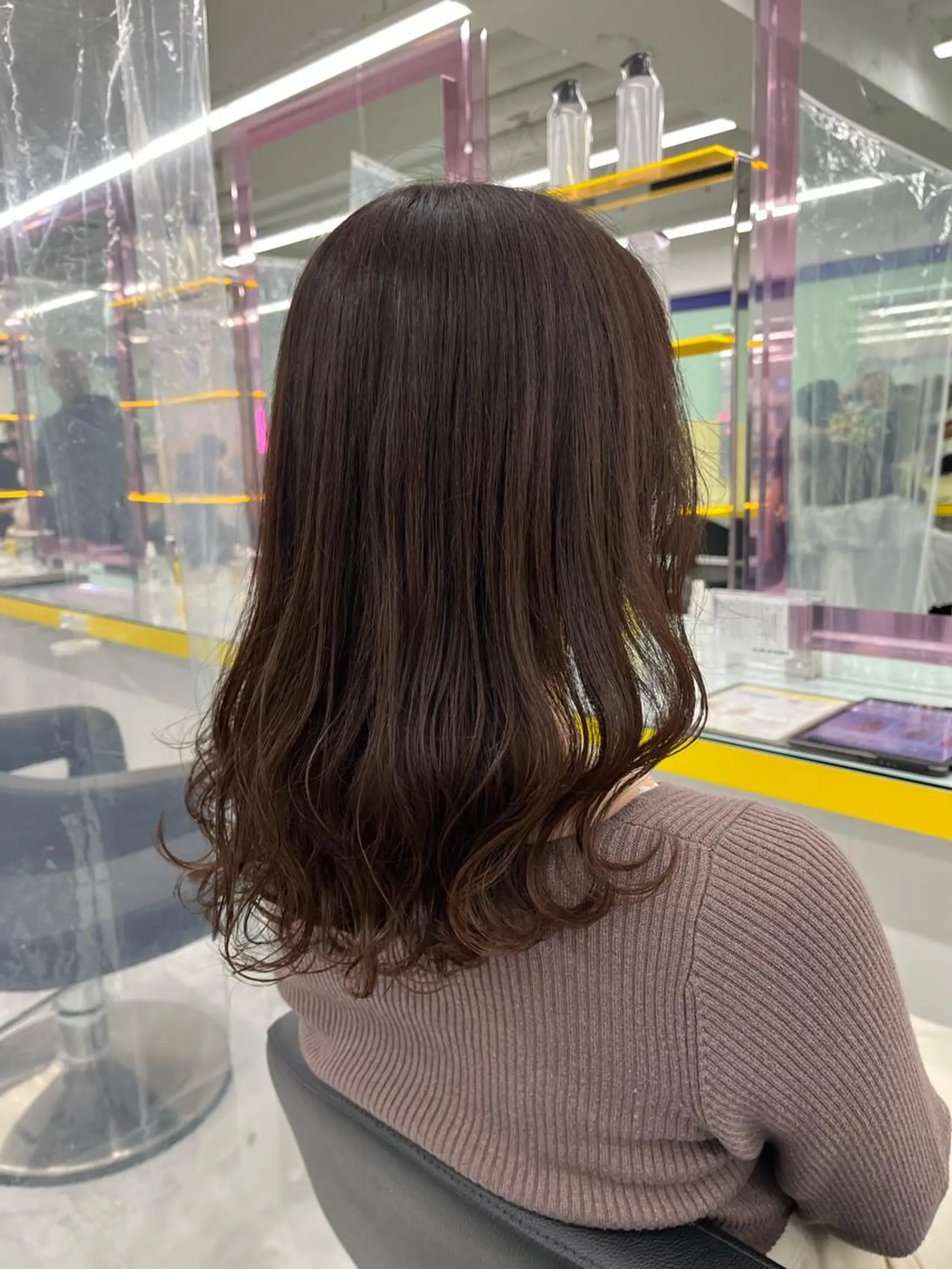 ミディアム カット ヘアカラー トリートメント ヘッドスパ ヘアセット 🌿透明感カラー‪ 縮毛矯正✨かずきのヘアスタイル
