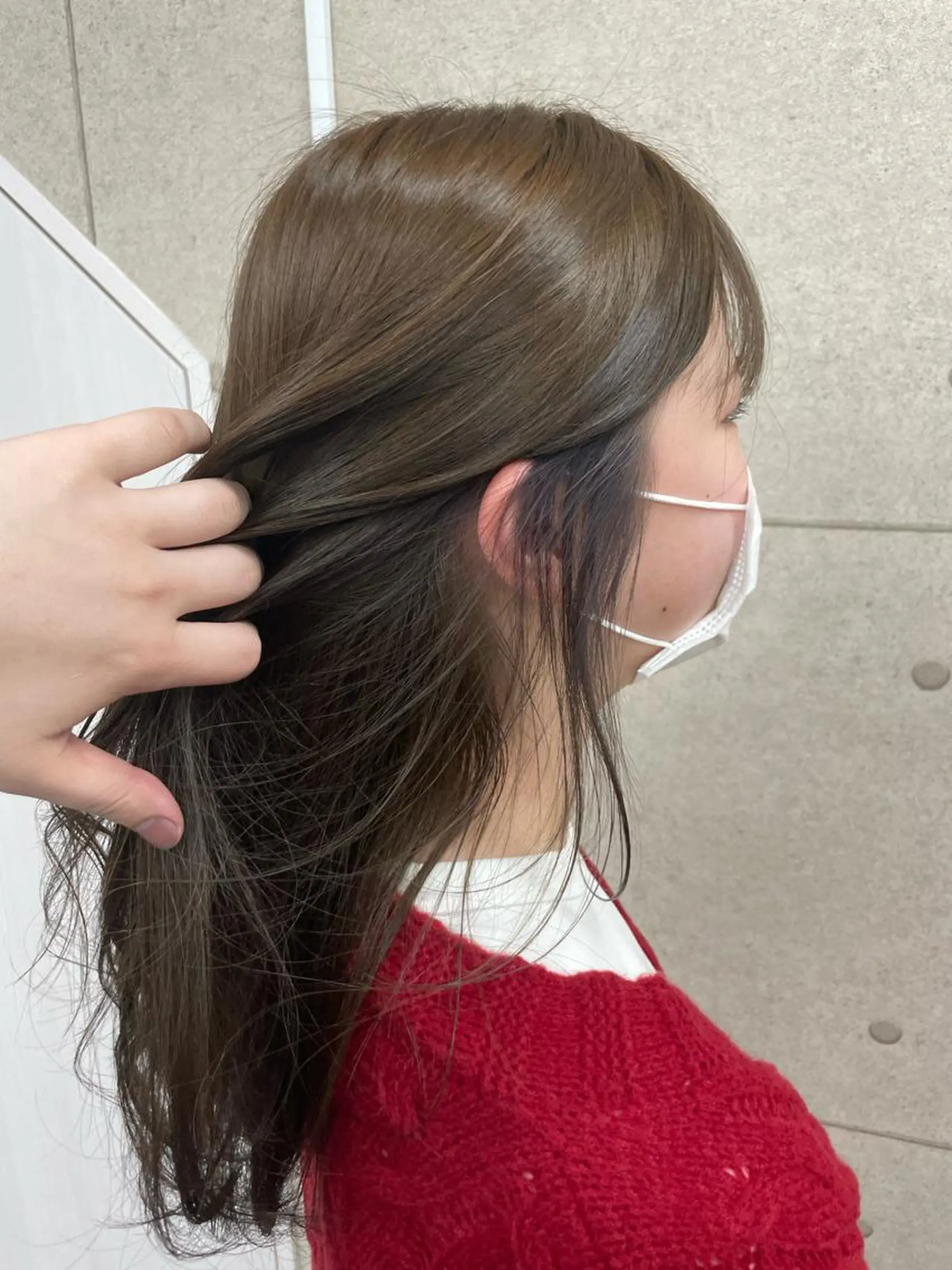 ロング カラー ダークグレー Agu hair act 姫路駅前おみぞ筋店所属・カワモト ソウタのヘアスタイル