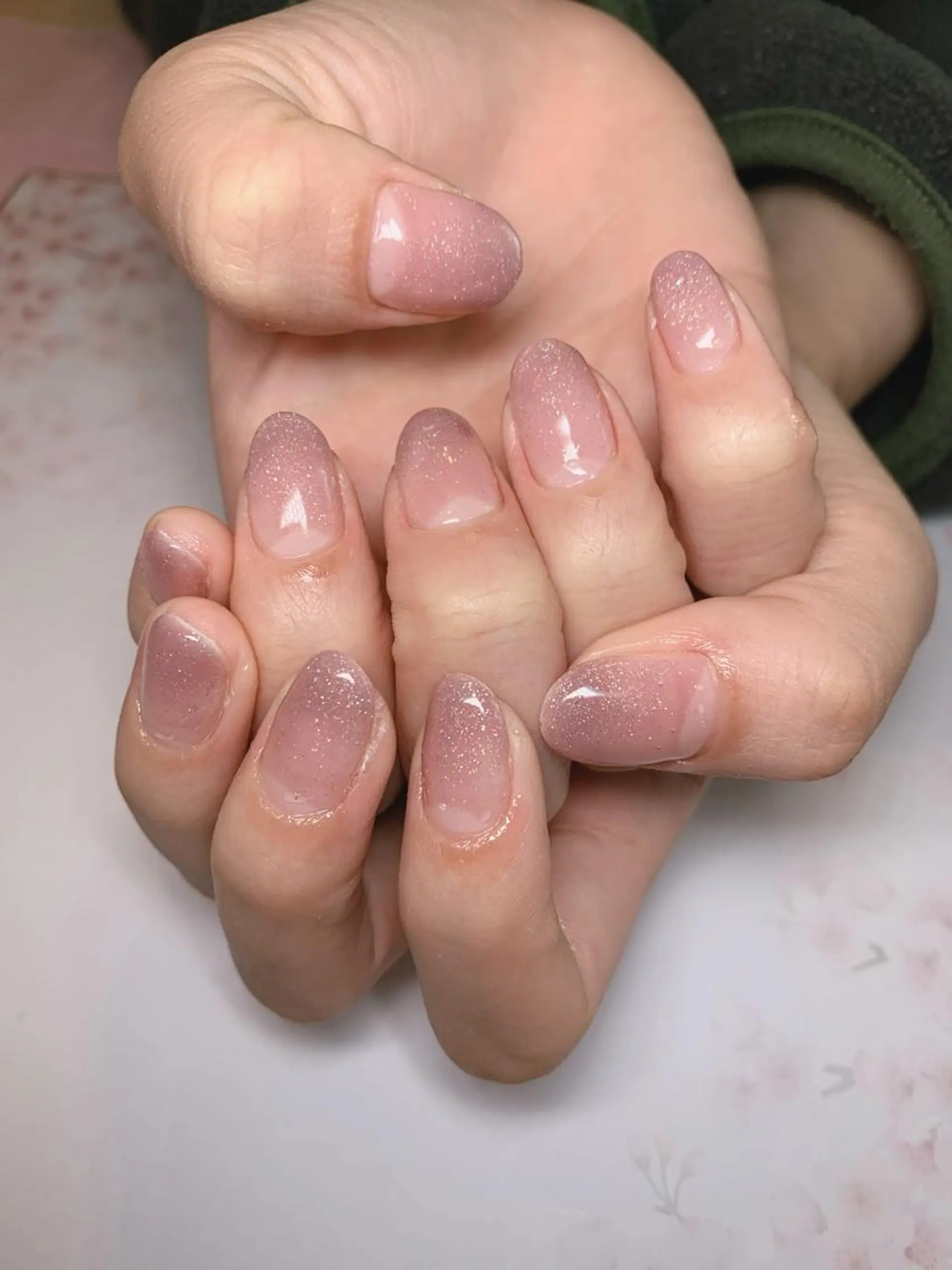 ネイル ハンドネイル miu miuのネイルデザイン