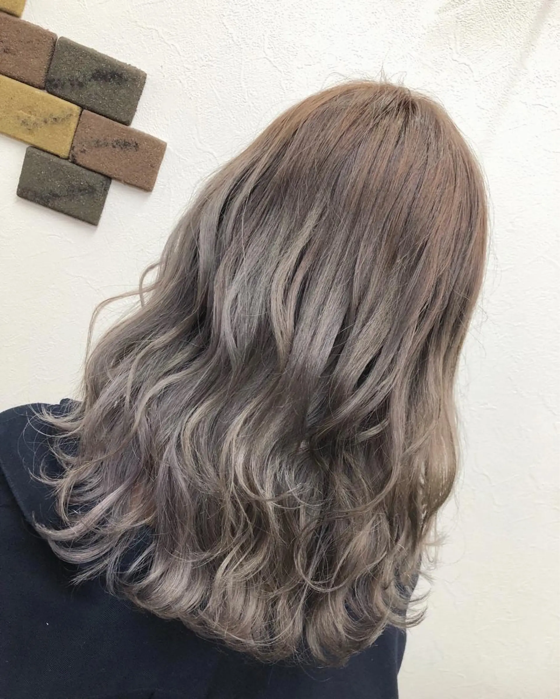 セミロング カラー アッシュ グレージュ 池袋🧡ダブルカラー /馴染ませエクステのヘアスタイル