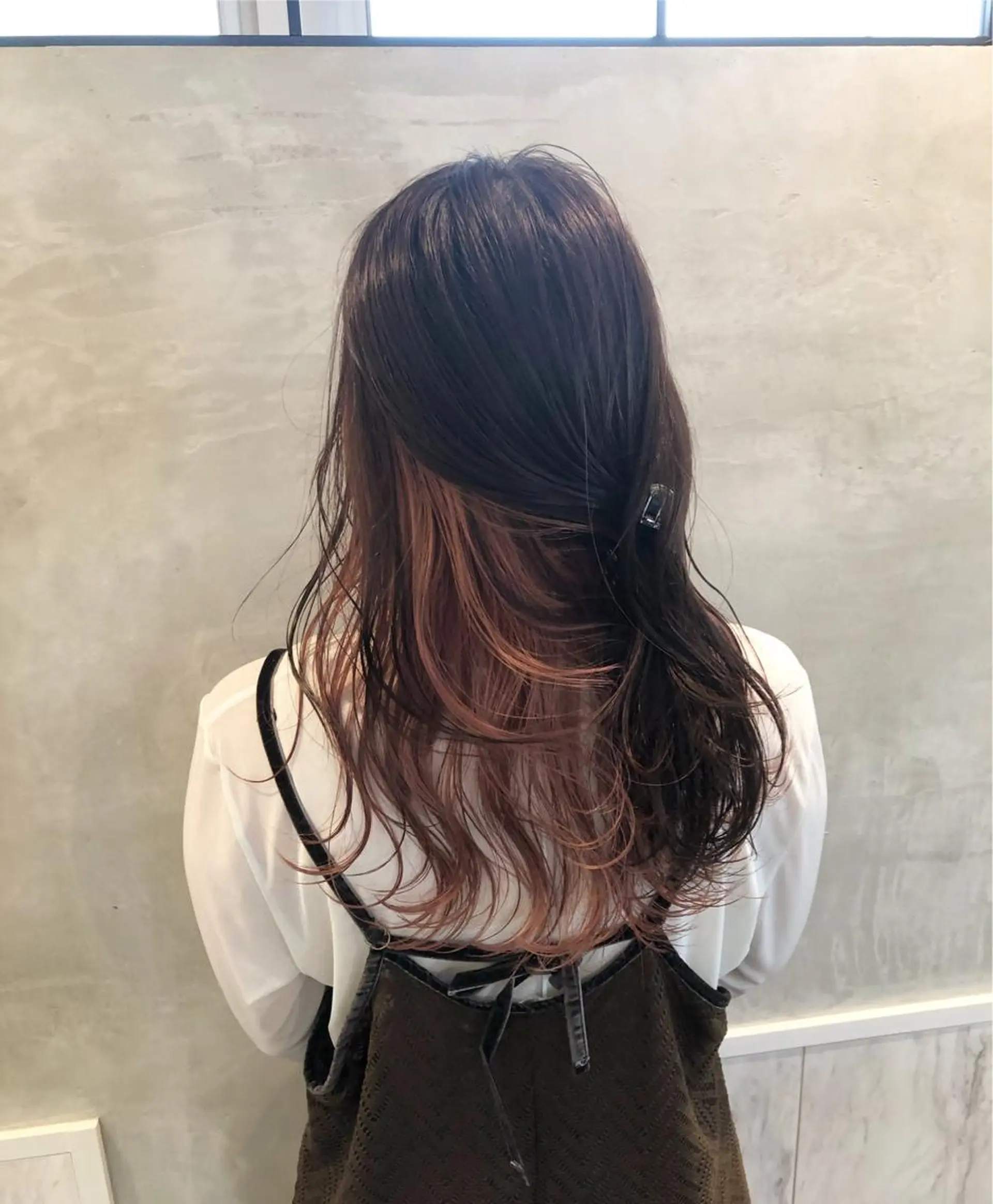 セミロング カラー オレンジ ヘアカラー 透け感カラー🫧 加納トモヒロのヘアスタイル