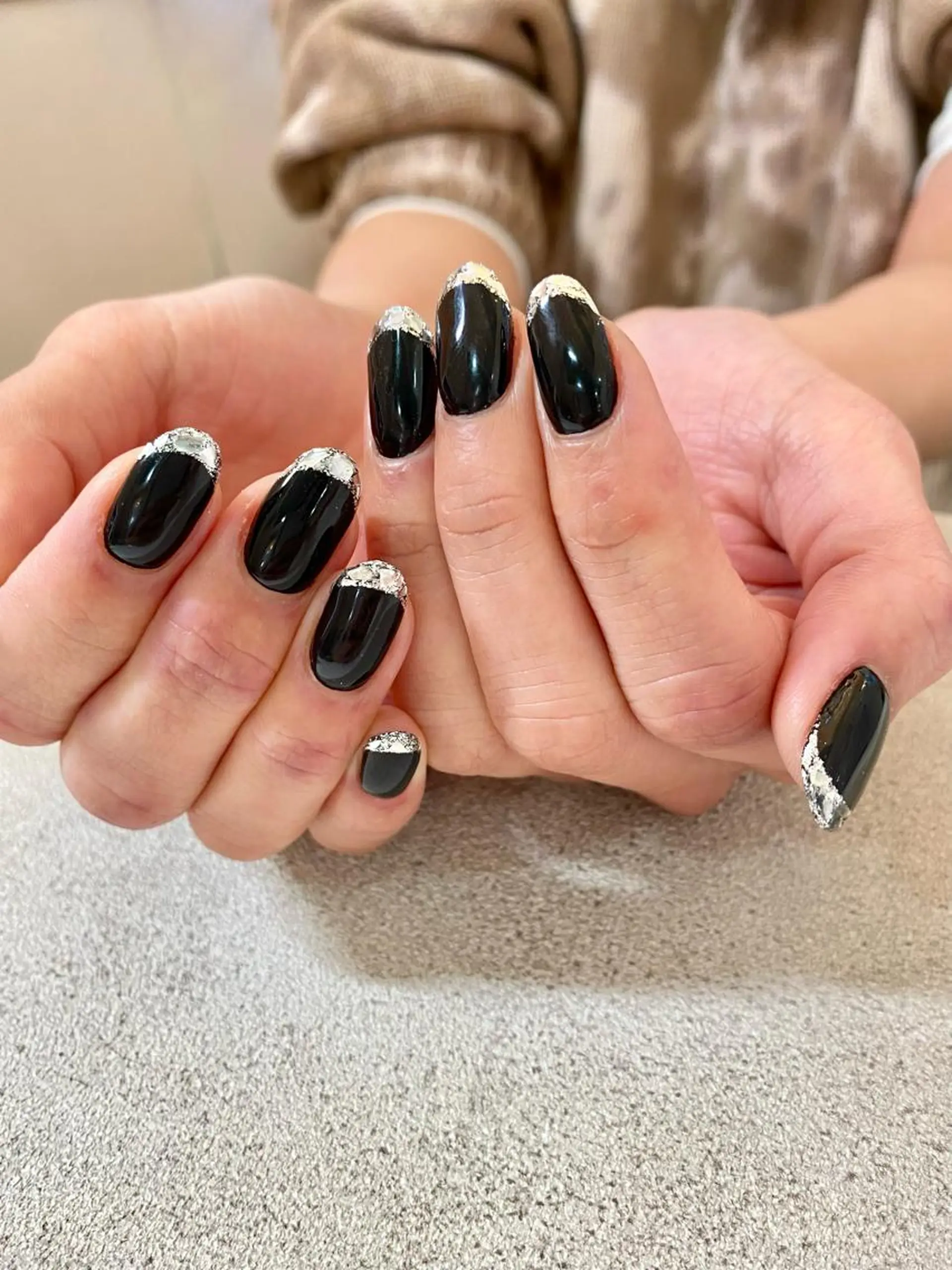 ネイル フレンチネイル ガラスフレンチ ハンドネイル nail salon eru.のネイルデザイン