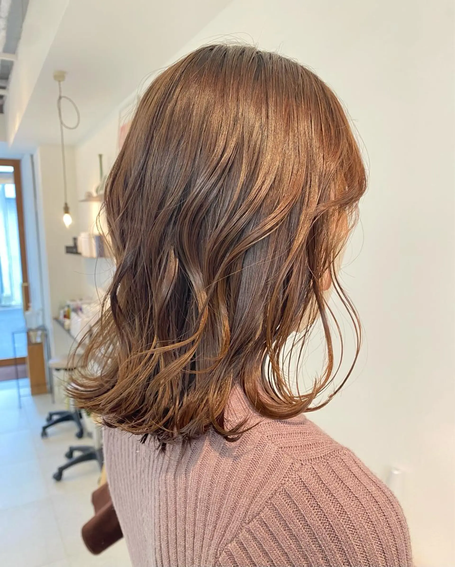 ミディアム カラー カット ヘアカラー トリートメント 安永 涼のヘアスタイル