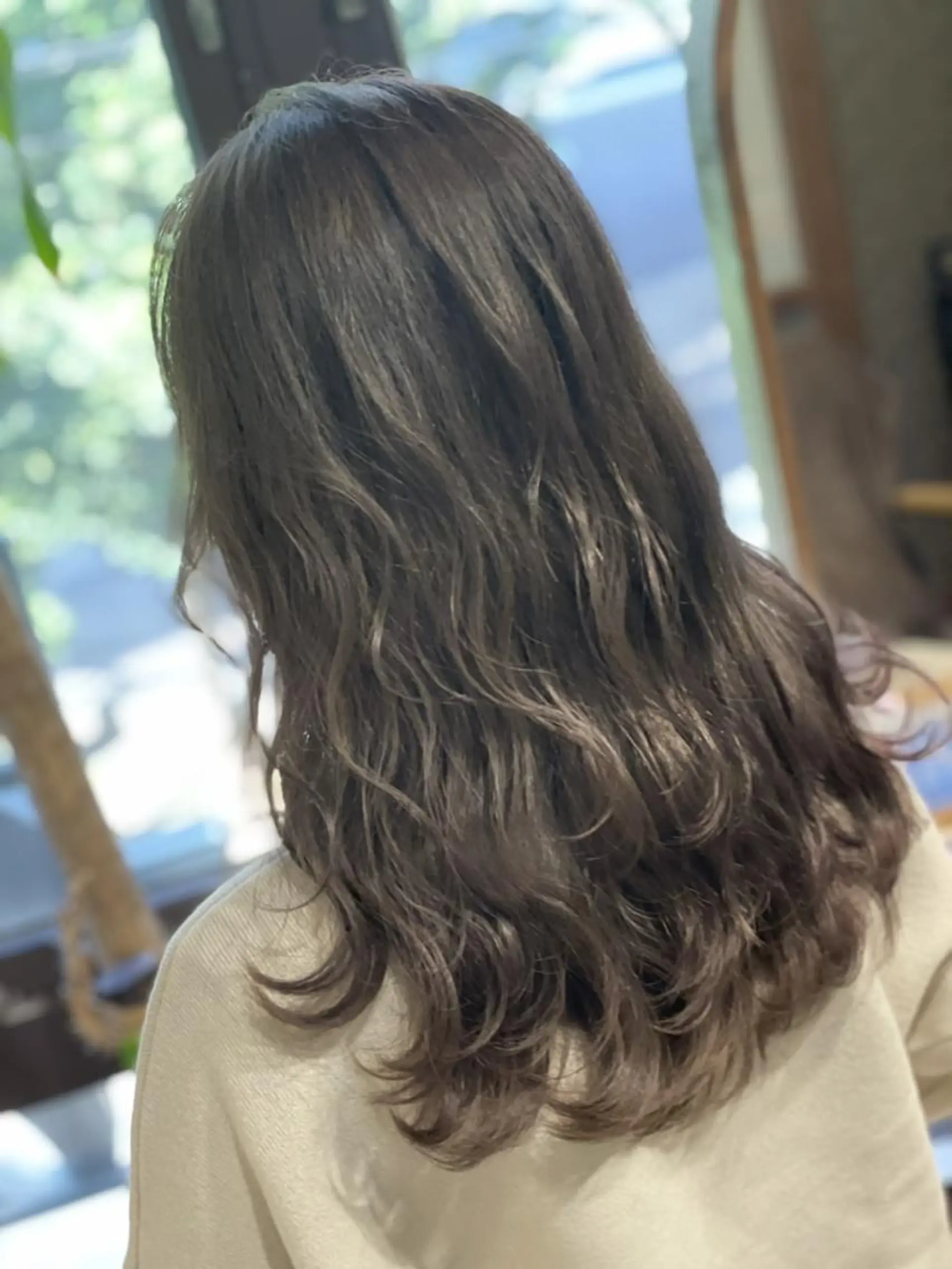カラー ロング ブリーチ グレージュ ヘアカラー トリートメント FOR HAIRのヘアスタイル