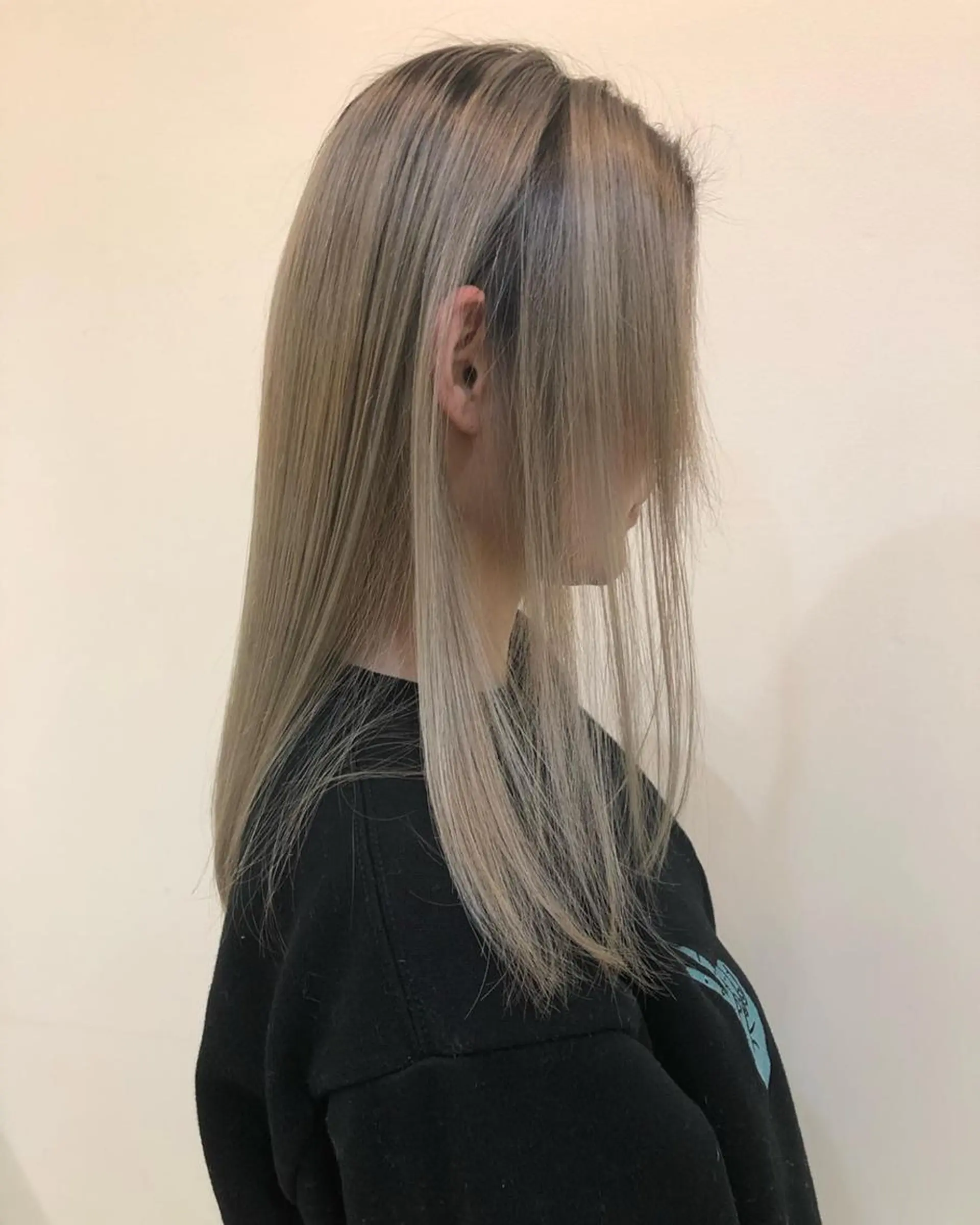 ショート カラー パーマ ヘアアレンジ メンズ メンズバレイヤージュ メンズブリーチ メンズハイライト メンズハイトーン メンズインナーカラー カット ヘアカラー トリートメント yasu ヤスのヘアスタイル