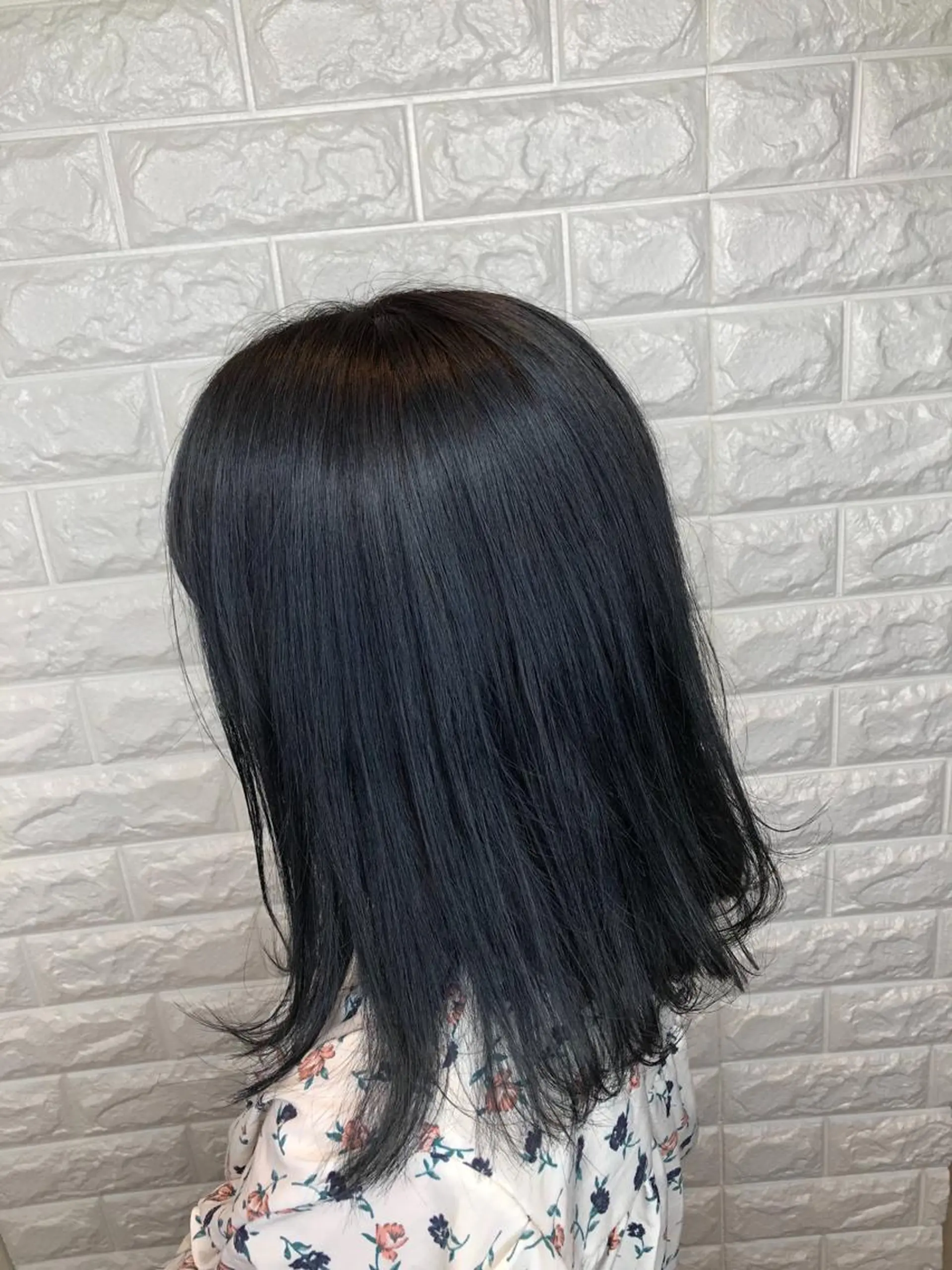 ミディアム カラー 地毛風ストレート ⚡️下ノ村柊斗⚡️のヘアスタイル