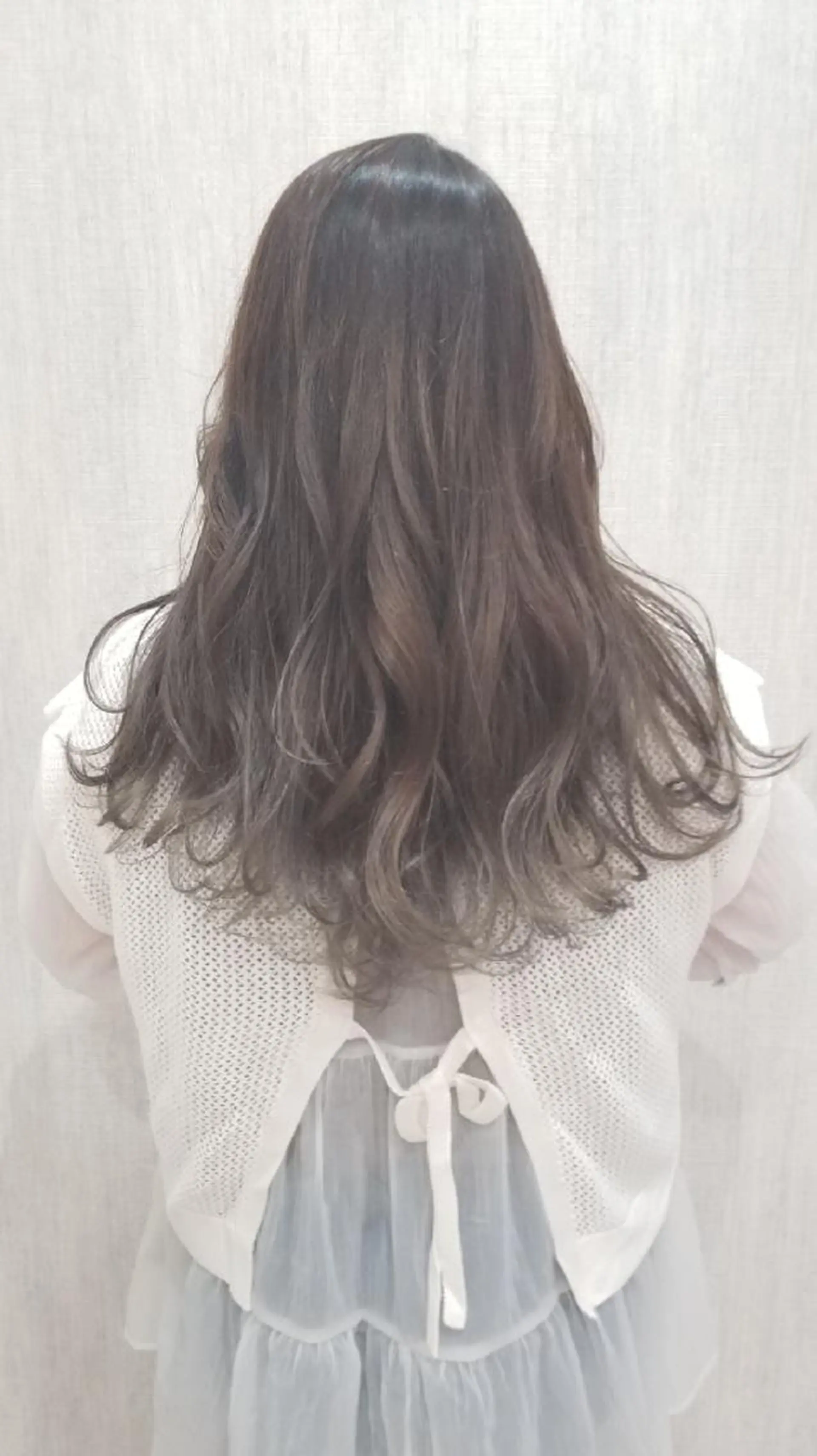 ロング カラー バレイヤージュ グレージュ レイヤーカット ✂韓国ヘア髪質改善 レイヤー代表西村功平のヘアスタイル