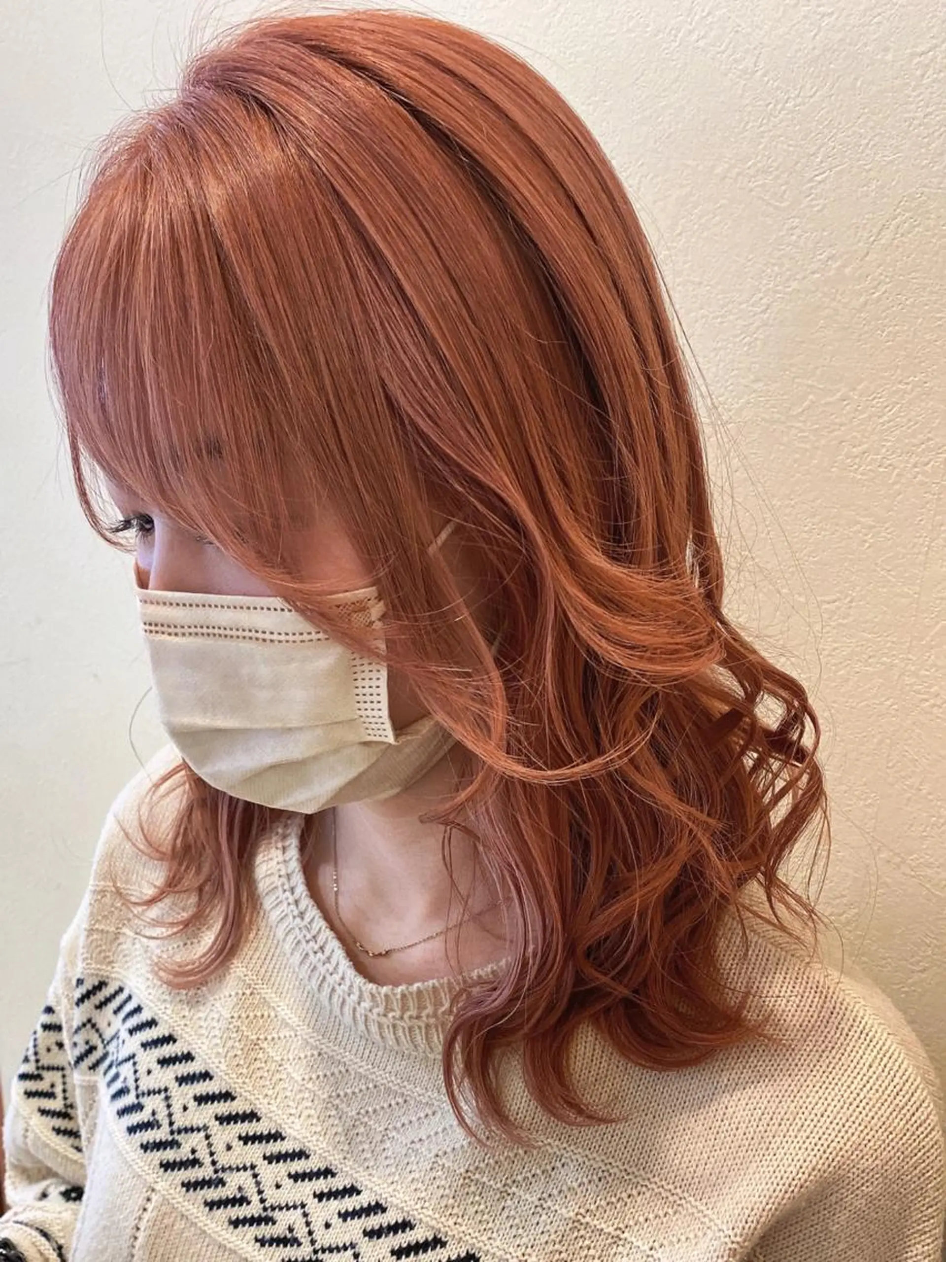 ミディアム カラー パーマ ヘアアレンジ オレンジ オレンジピンク ピンクカラー ヘアカラー トリートメント F-card上通店所属・kodai🔥 認定エクステ講師🔥のヘアスタイル