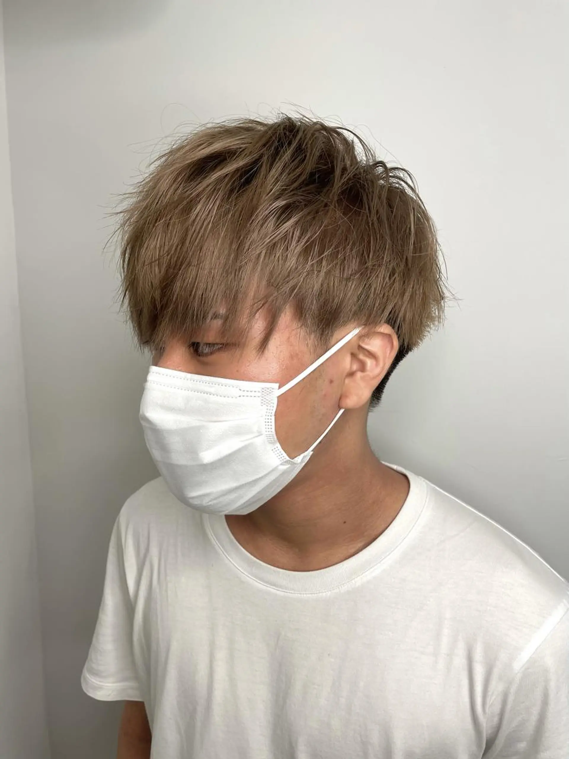 ミディアム 渋谷 ミモザワークス タニグチヨシユキのヘアスタイル