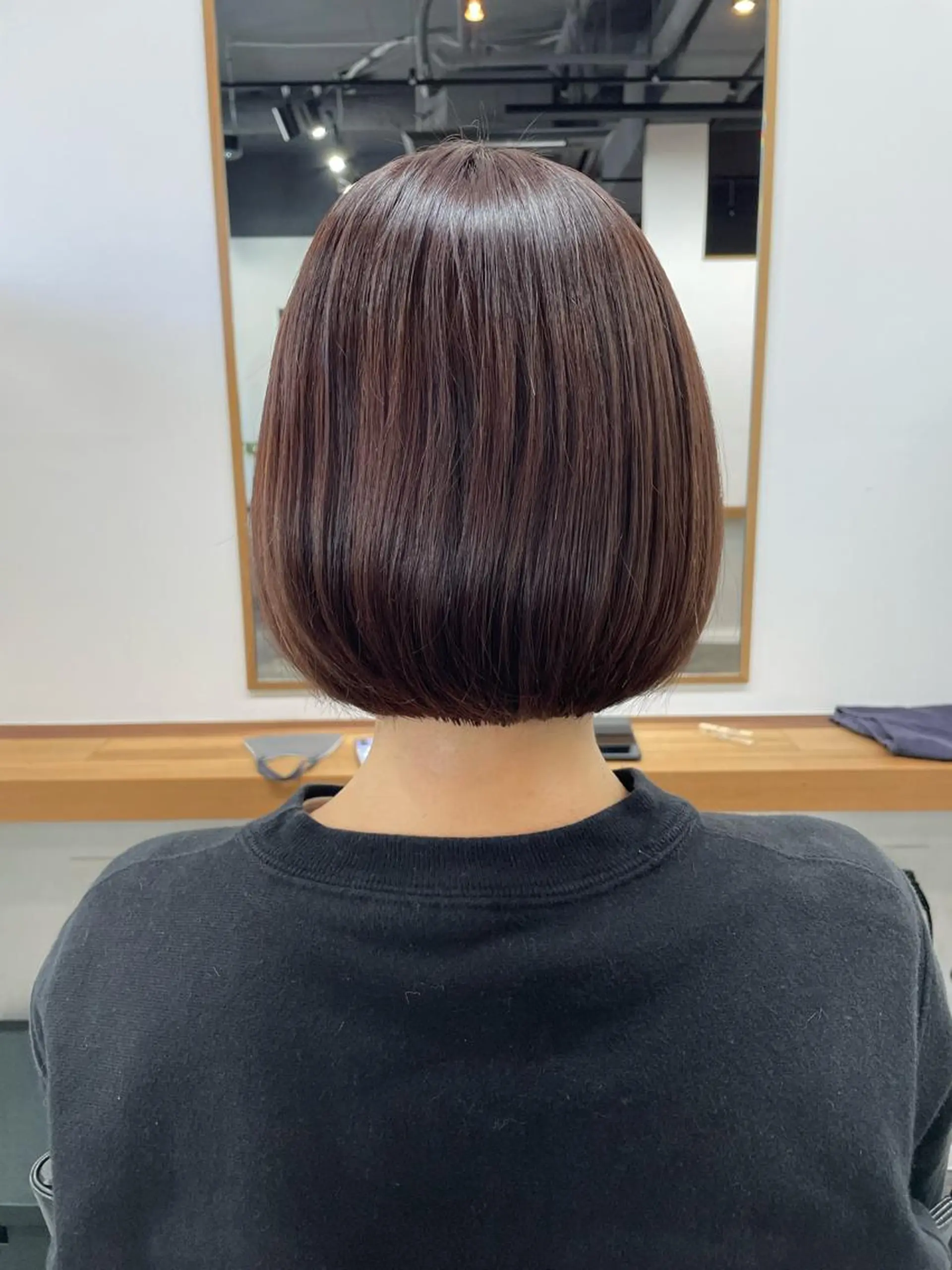 ショート カラー カット ミルクティー× グレージュMOMOのヘアスタイル